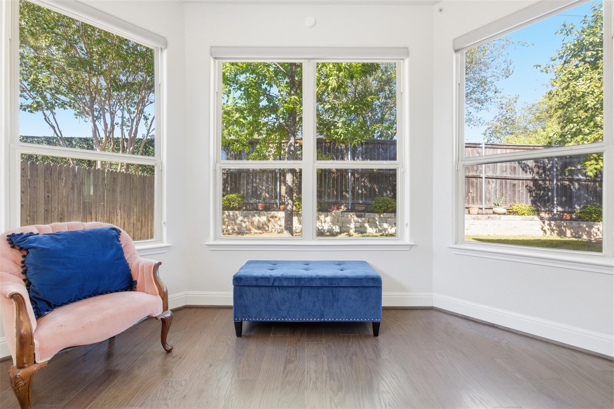 Image 17 of 36 For 10711 Ysamy Way