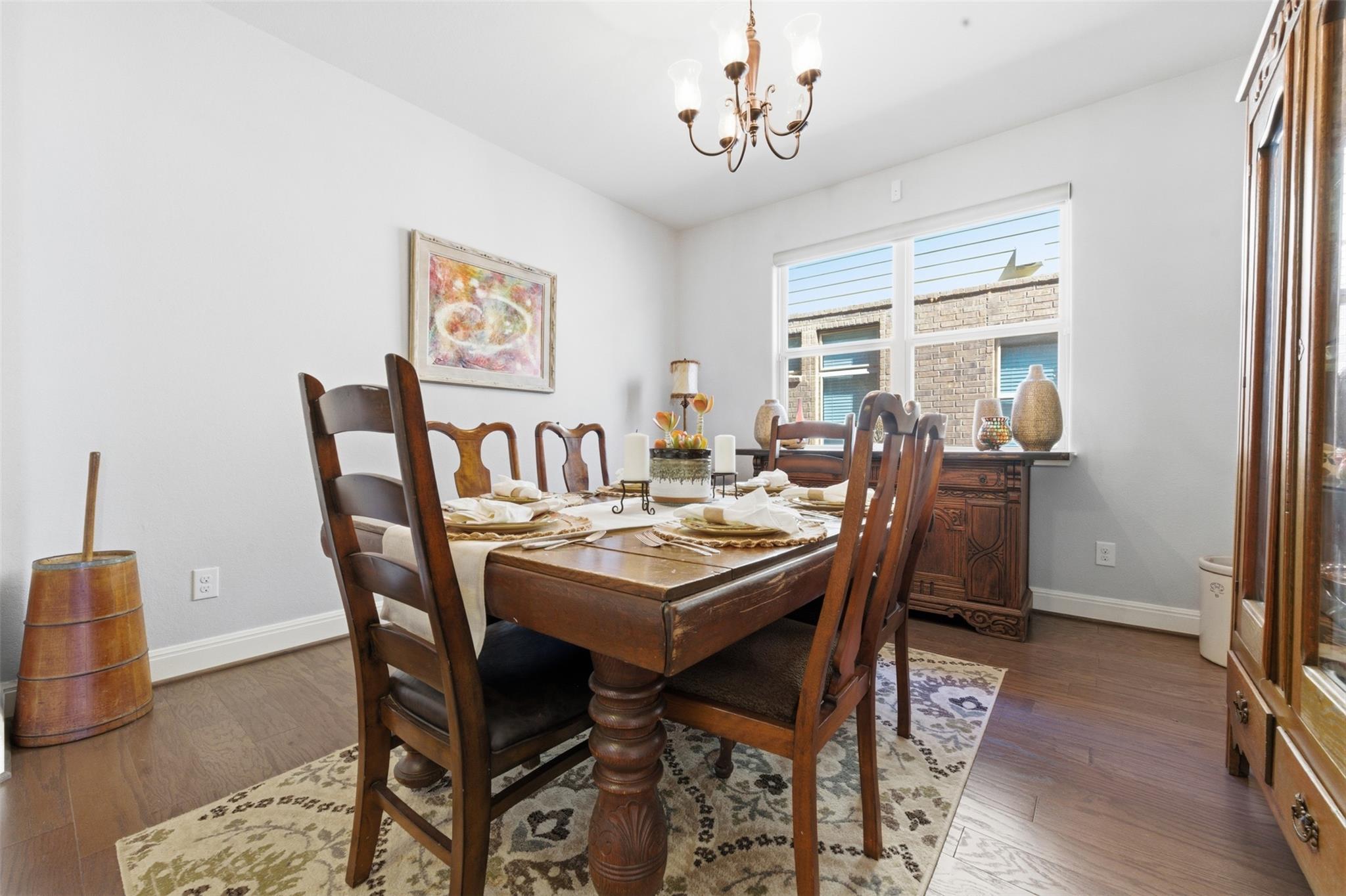 Image 7 of 36 For 10711 Ysamy Way