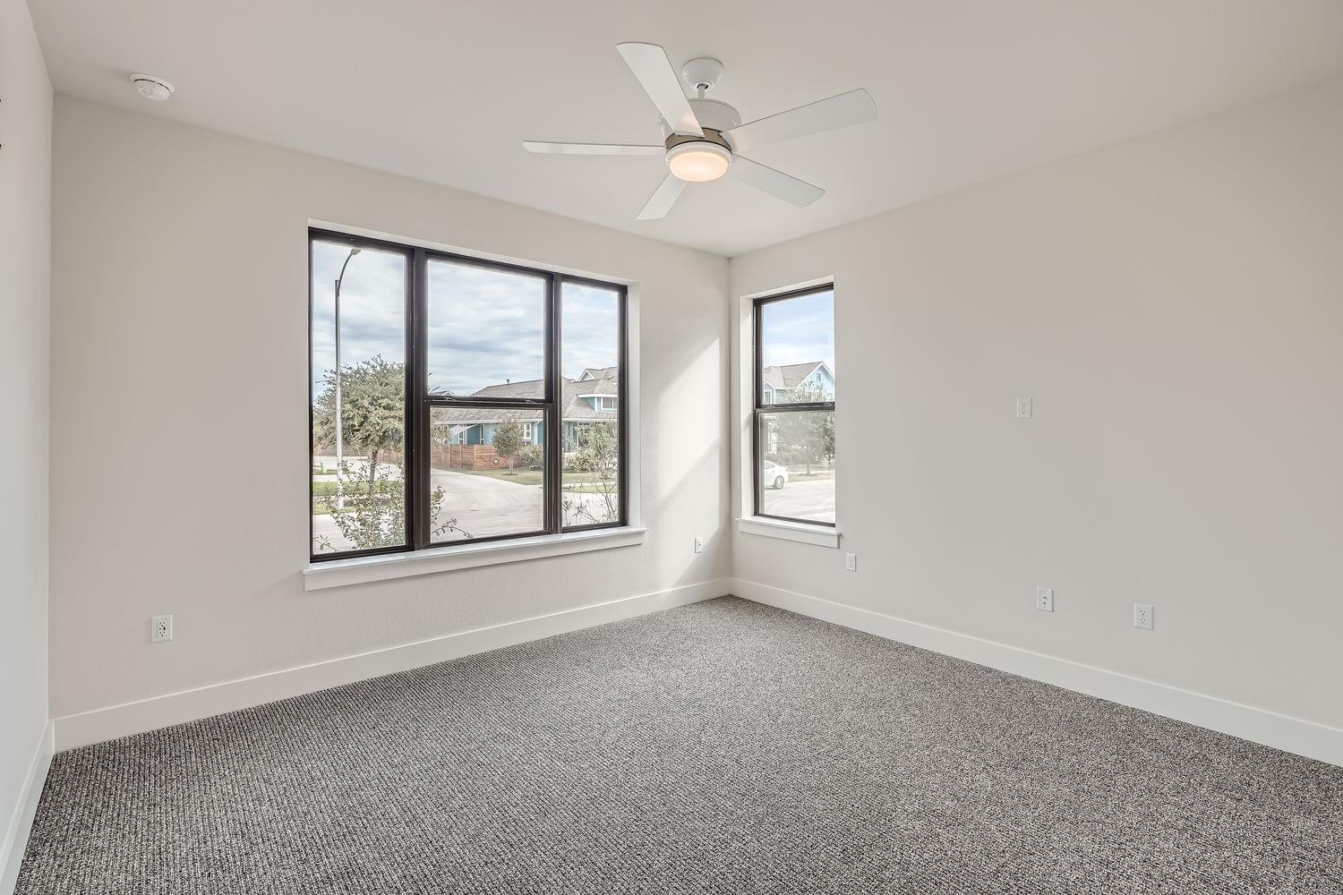 Image 5 of 30 For 9025 Cattle Baron Path