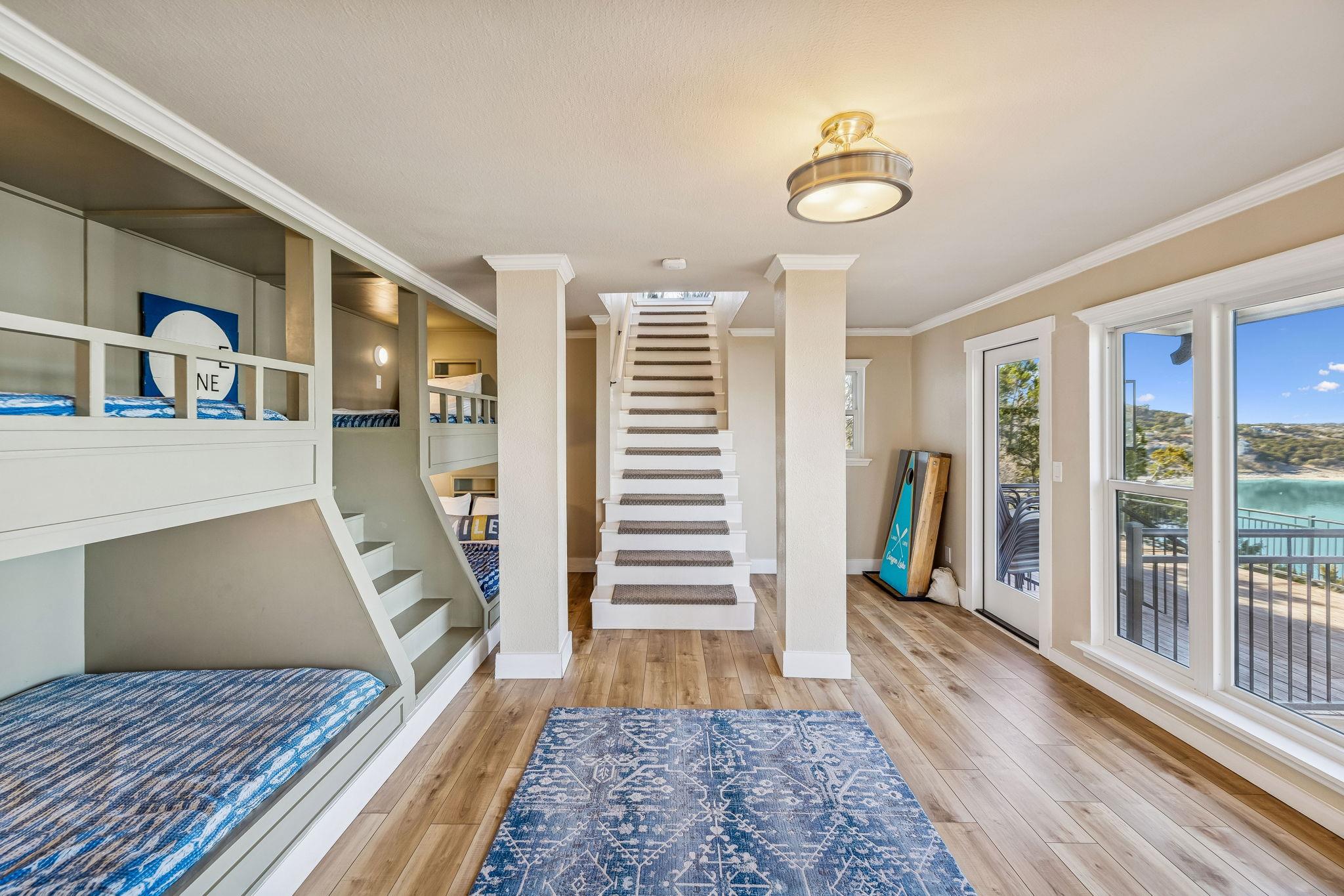 Image 30 of 37 For 1335 Larson Dr