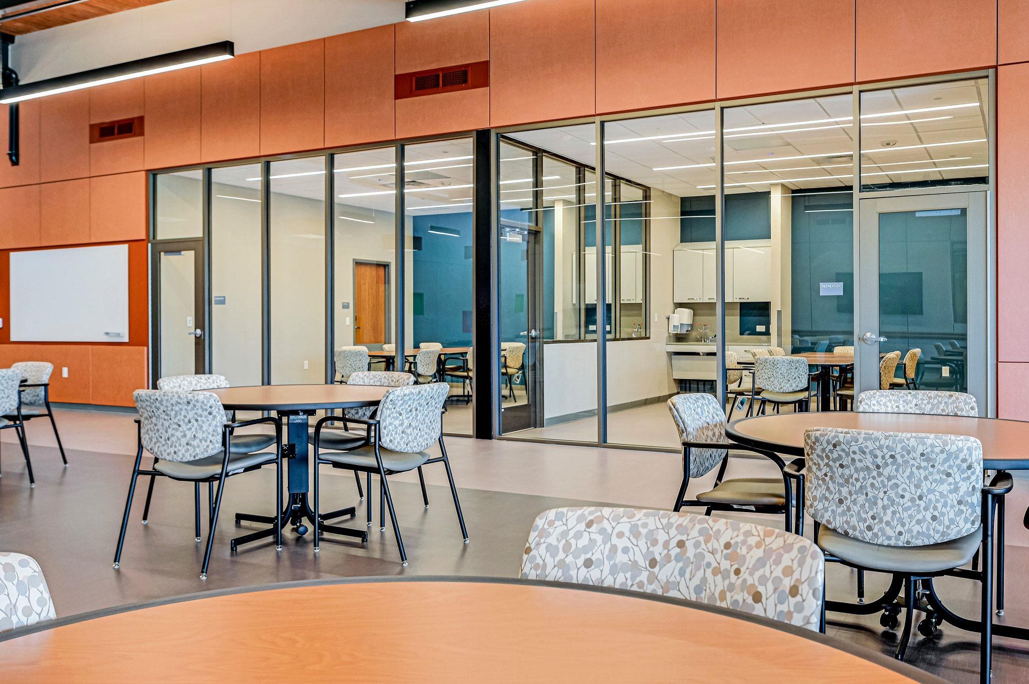 Image 11 of 40 For 3610 And 3626 West Ave