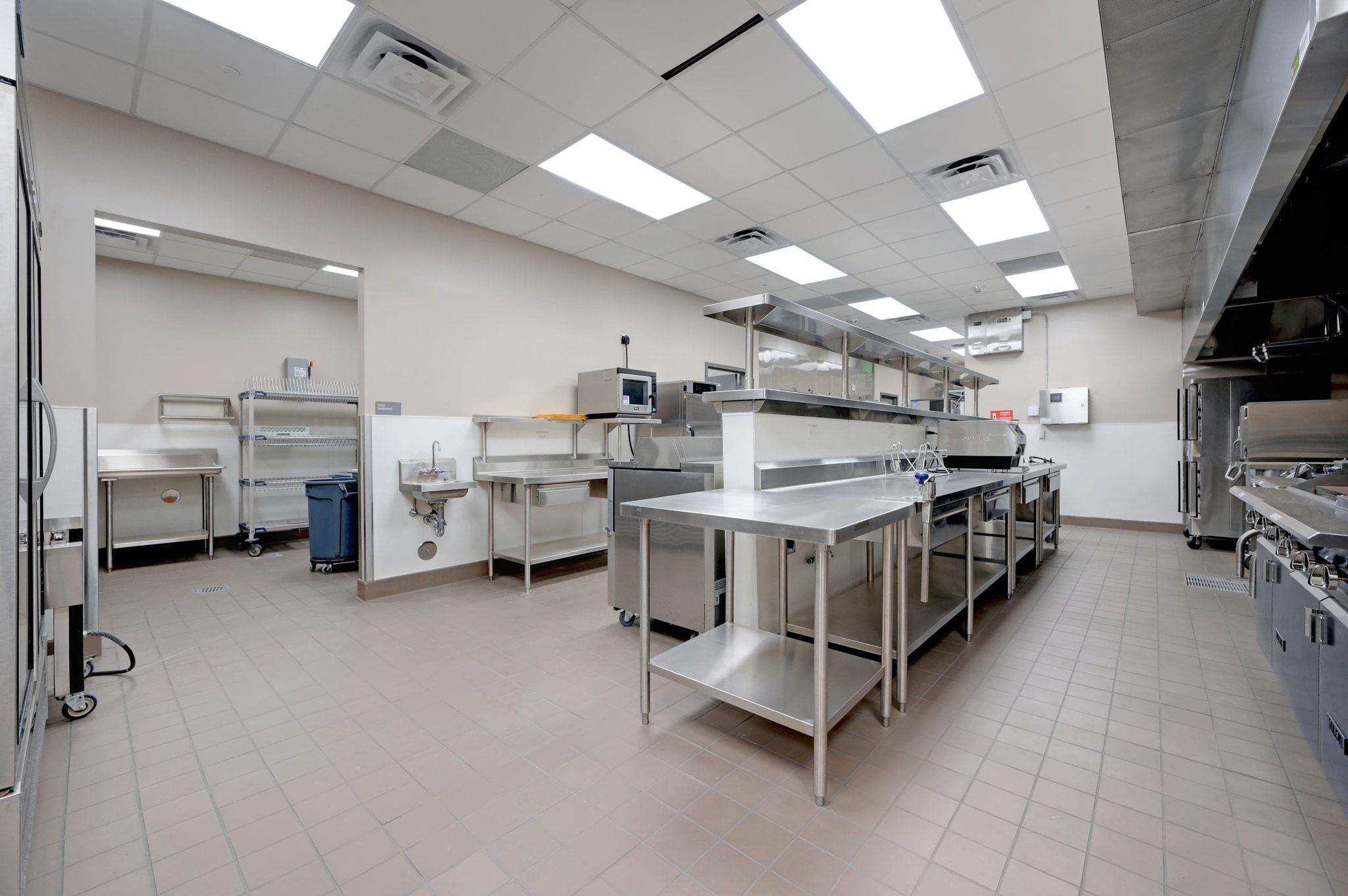 Image 19 of 40 For 3610 And 3626 West Ave