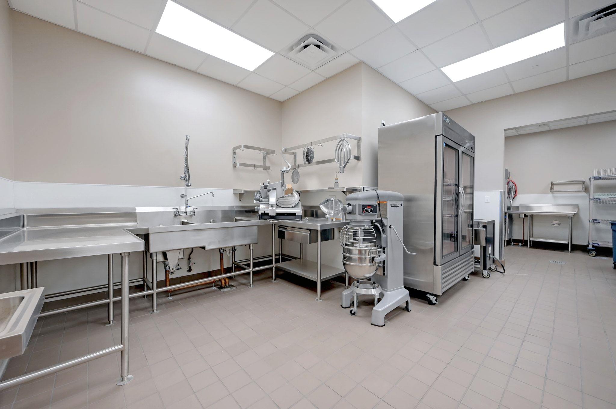 Image 21 of 40 For 3610 And 3626 West Ave