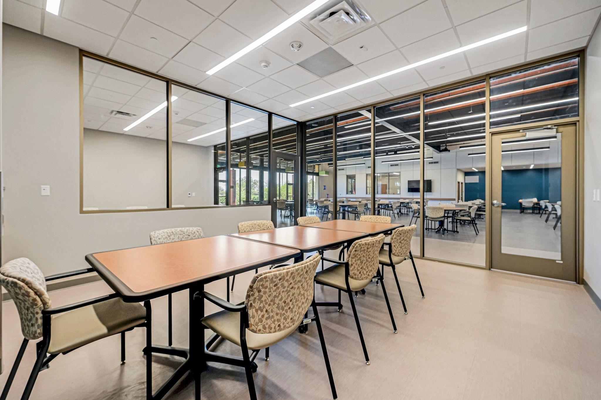 Image 24 of 40 For 3610 And 3626 West Ave