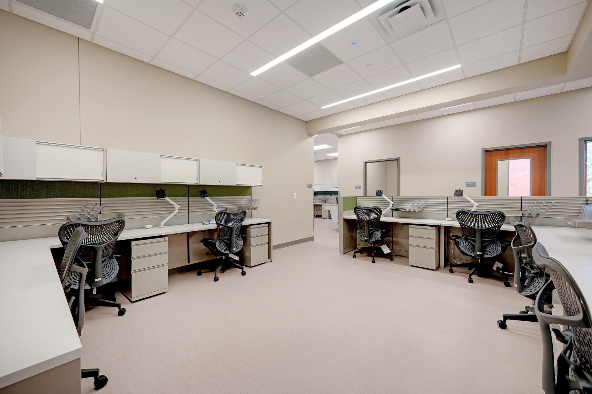 Image 29 of 40 For 3610 And 3626 West Ave