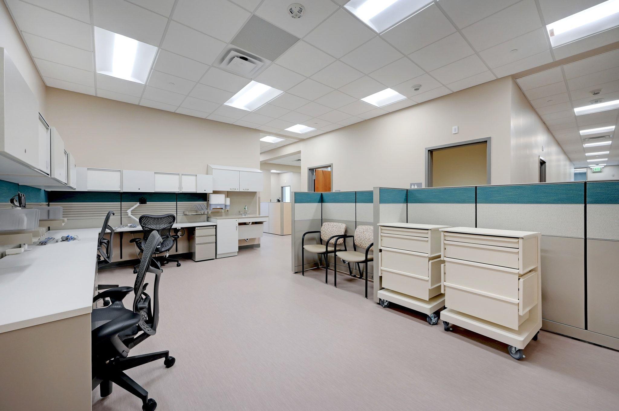 Image 32 of 40 For 3610 And 3626 West Ave