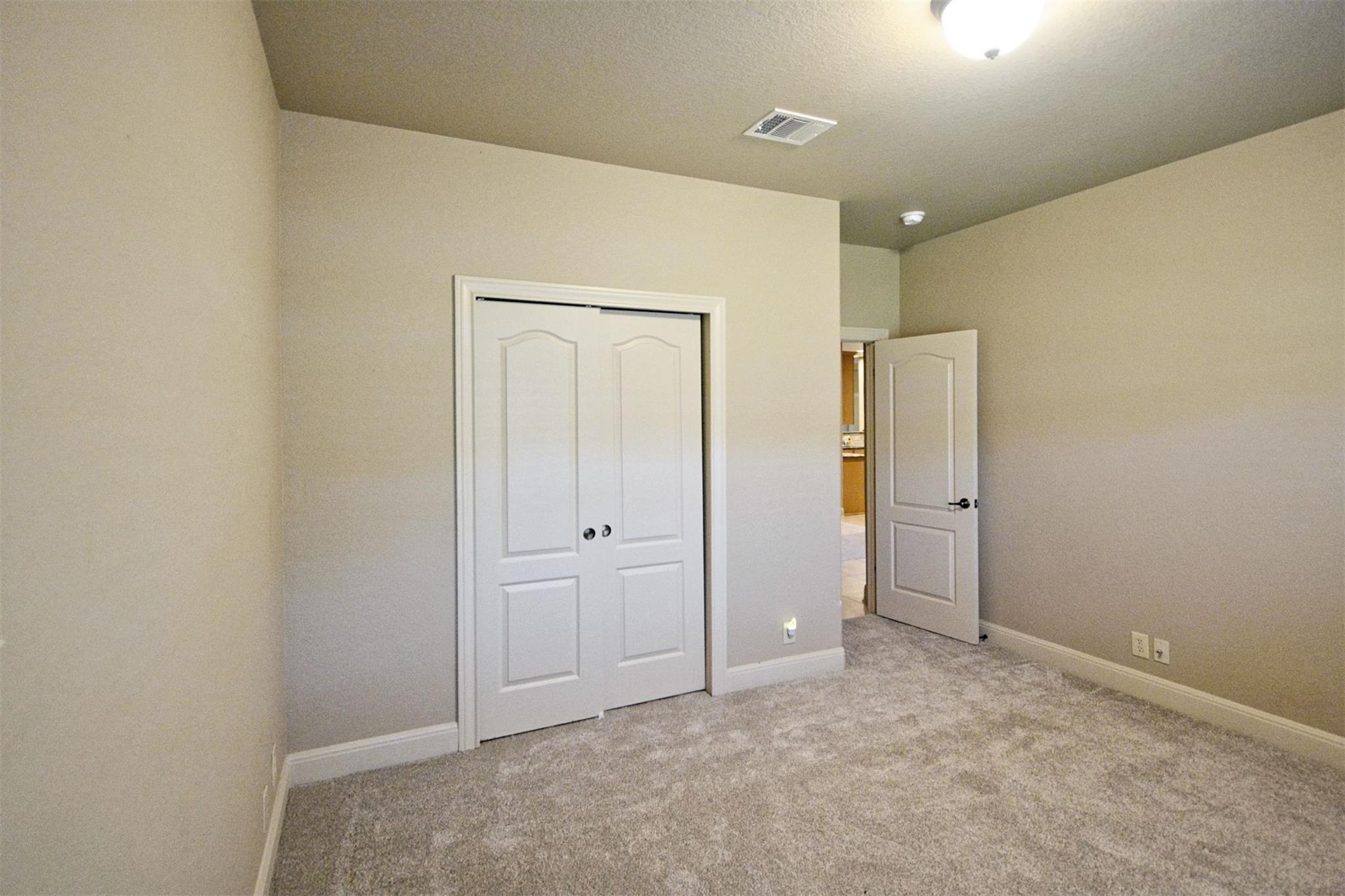 Image 10 of 40 For 854 Santa Cruz