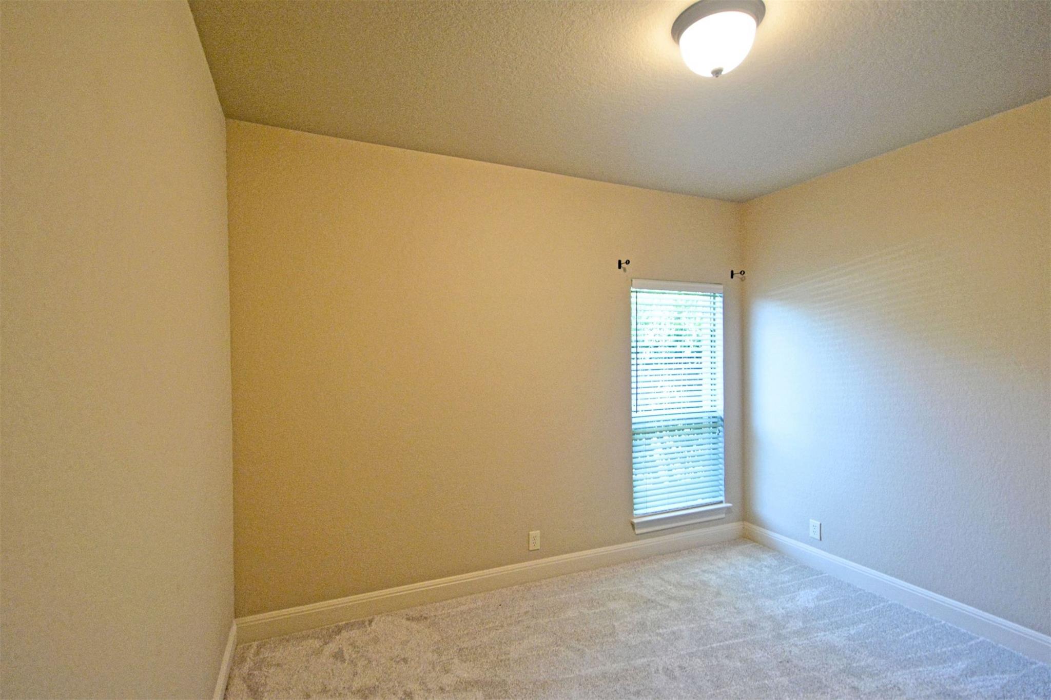 Image 12 of 40 For 854 Santa Cruz