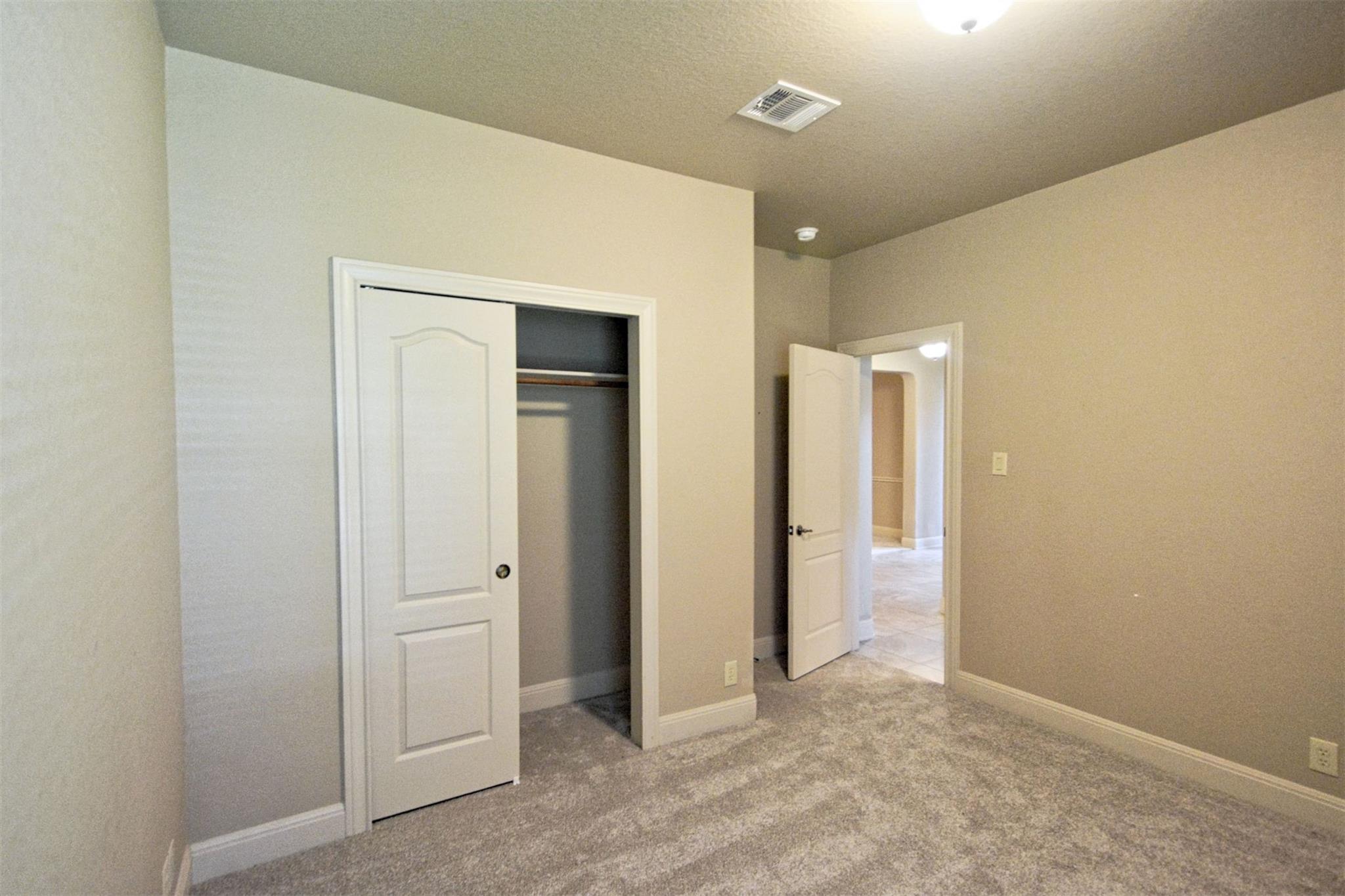 Image 13 of 40 For 854 Santa Cruz