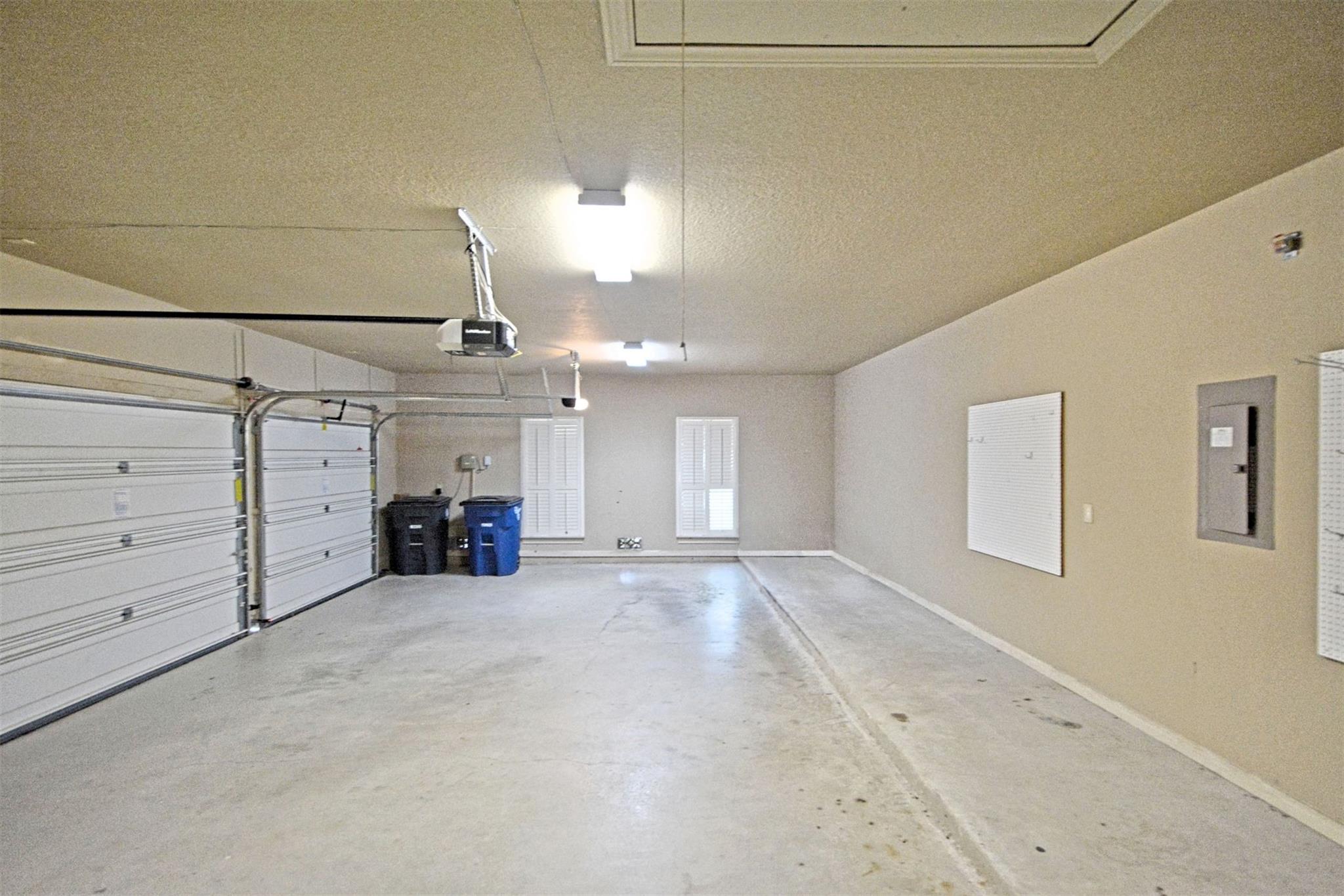 Image 21 of 40 For 854 Santa Cruz