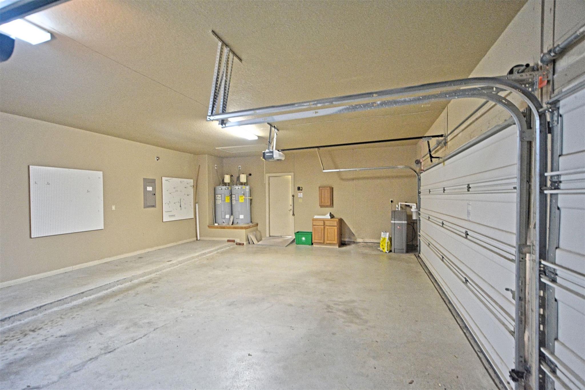 Image 22 of 40 For 854 Santa Cruz