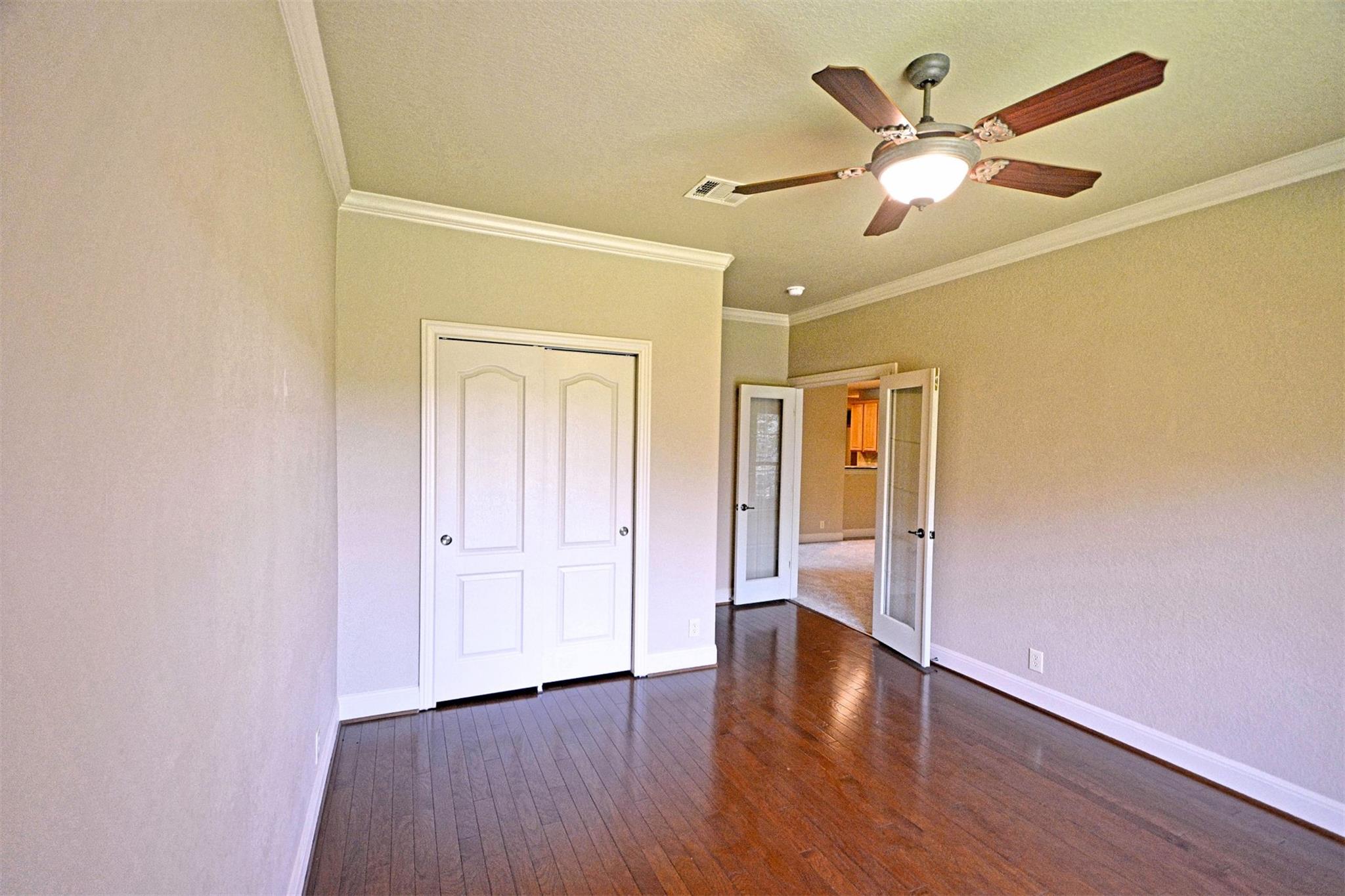 Image 30 of 40 For 854 Santa Cruz