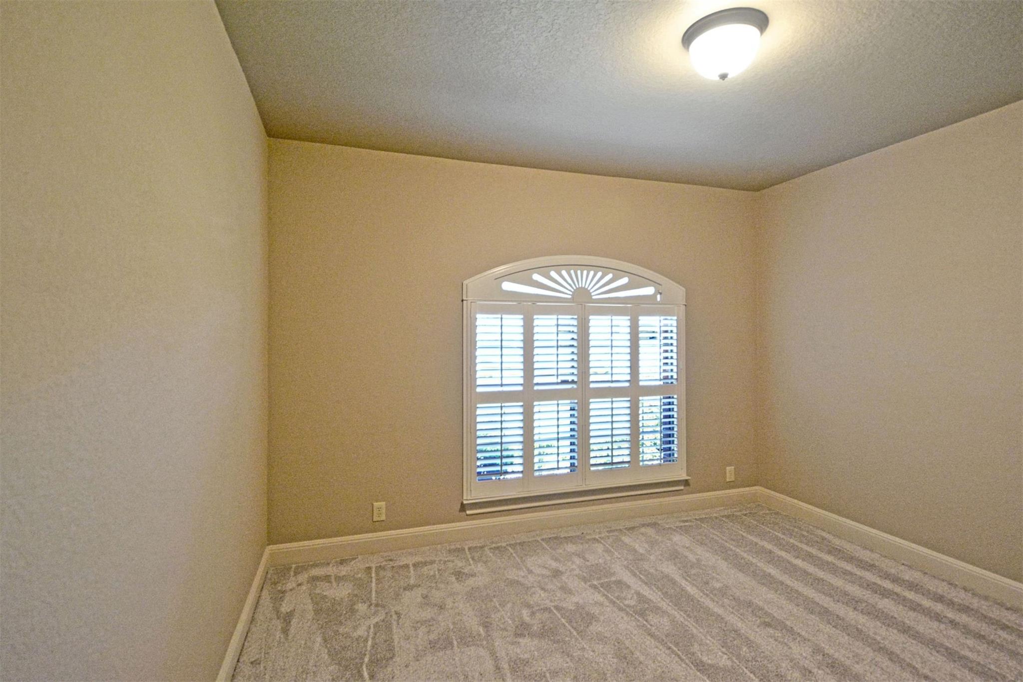 Image 9 of 40 For 854 Santa Cruz