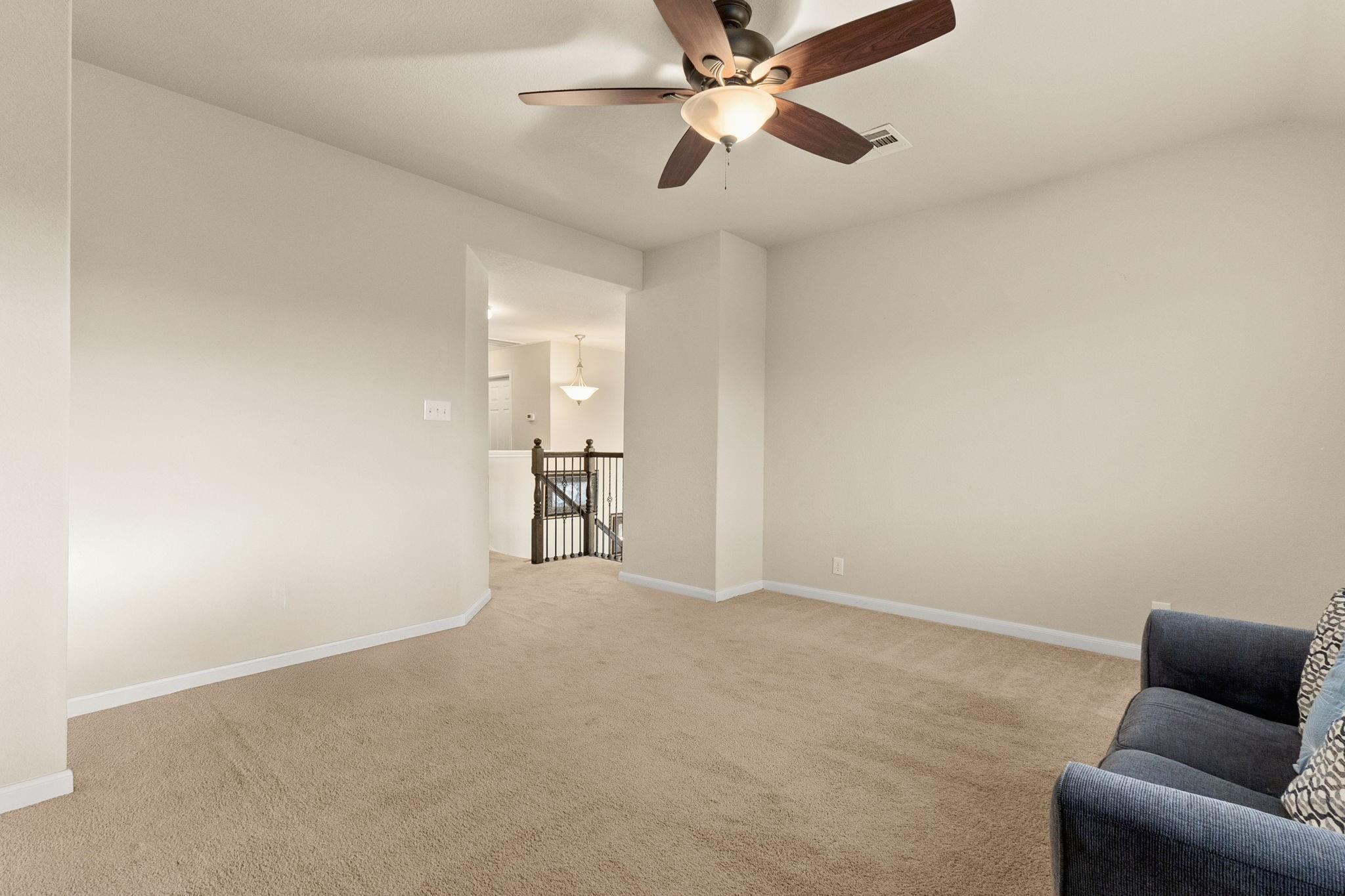 Image 20 of 29 For 612 Ridgemeadow Dr
