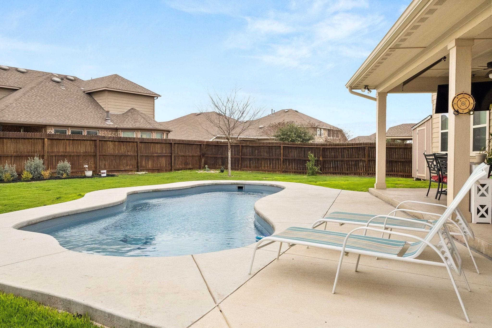 Image 26 of 29 For 612 Ridgemeadow Dr