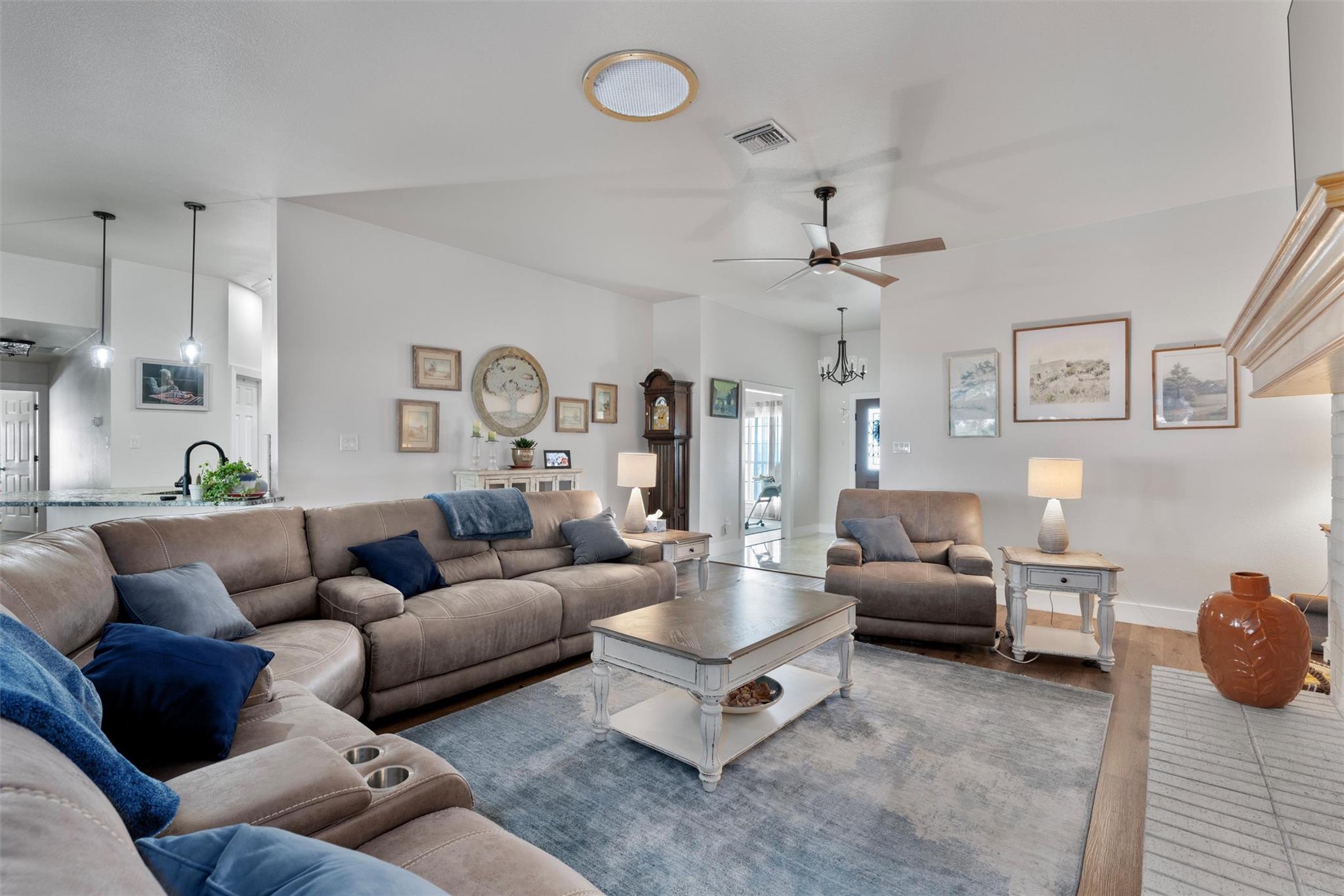 Image 22 of 35 For 8010 County Road 110 Rd