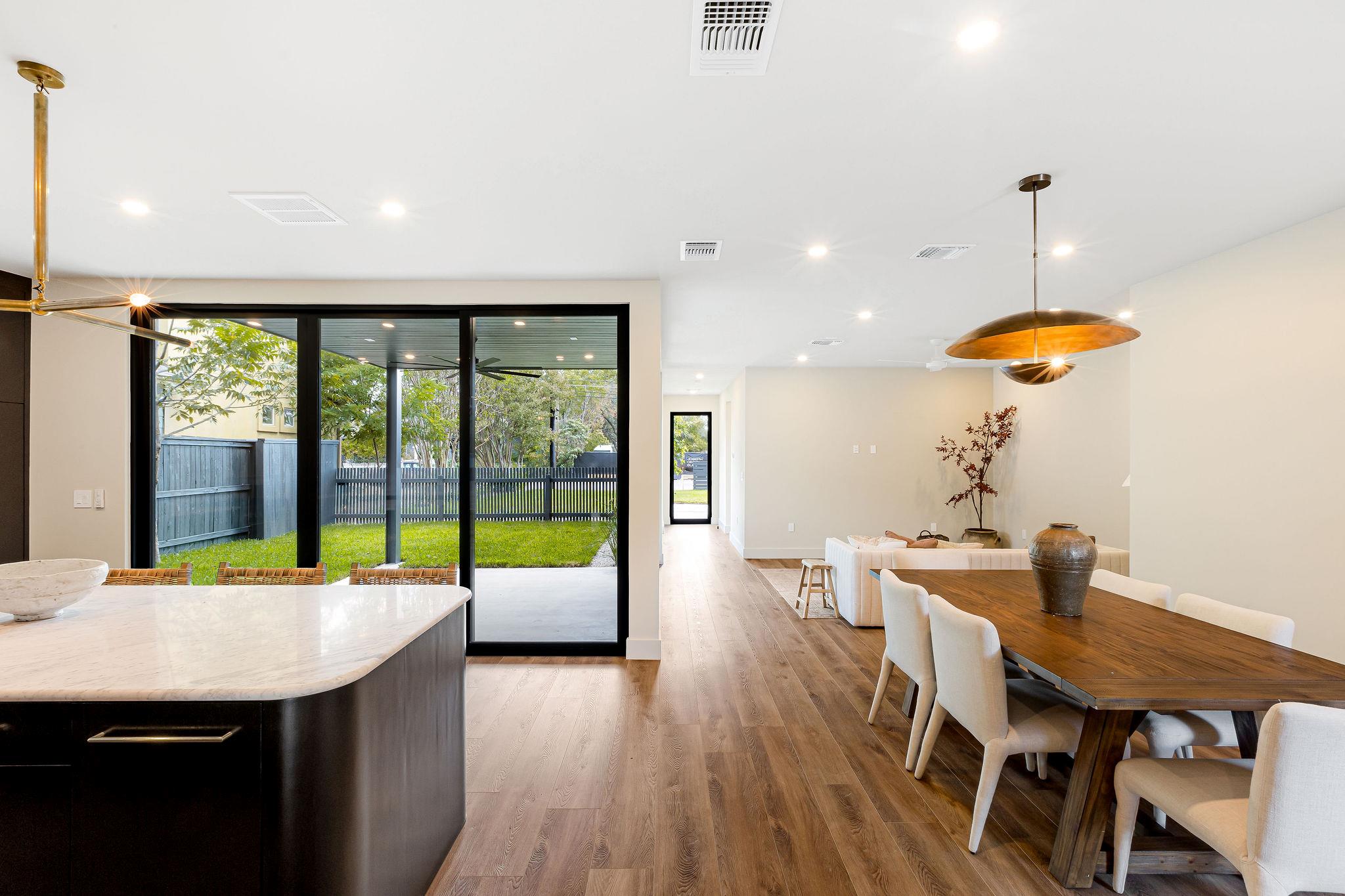 Image 11 of 40 For 4412 Banister Ln 1