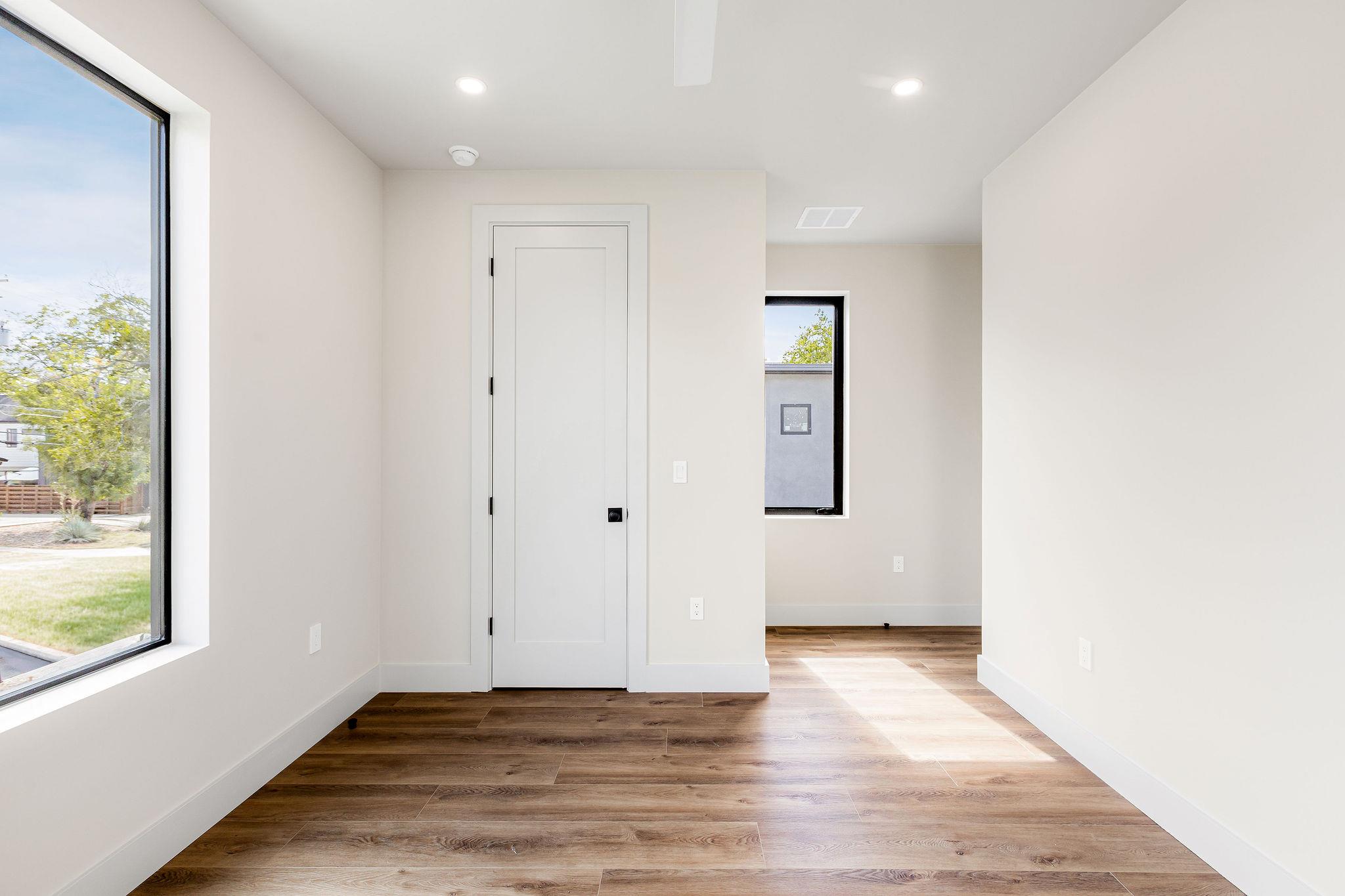 Image 39 of 40 For 4412 Banister Ln 1