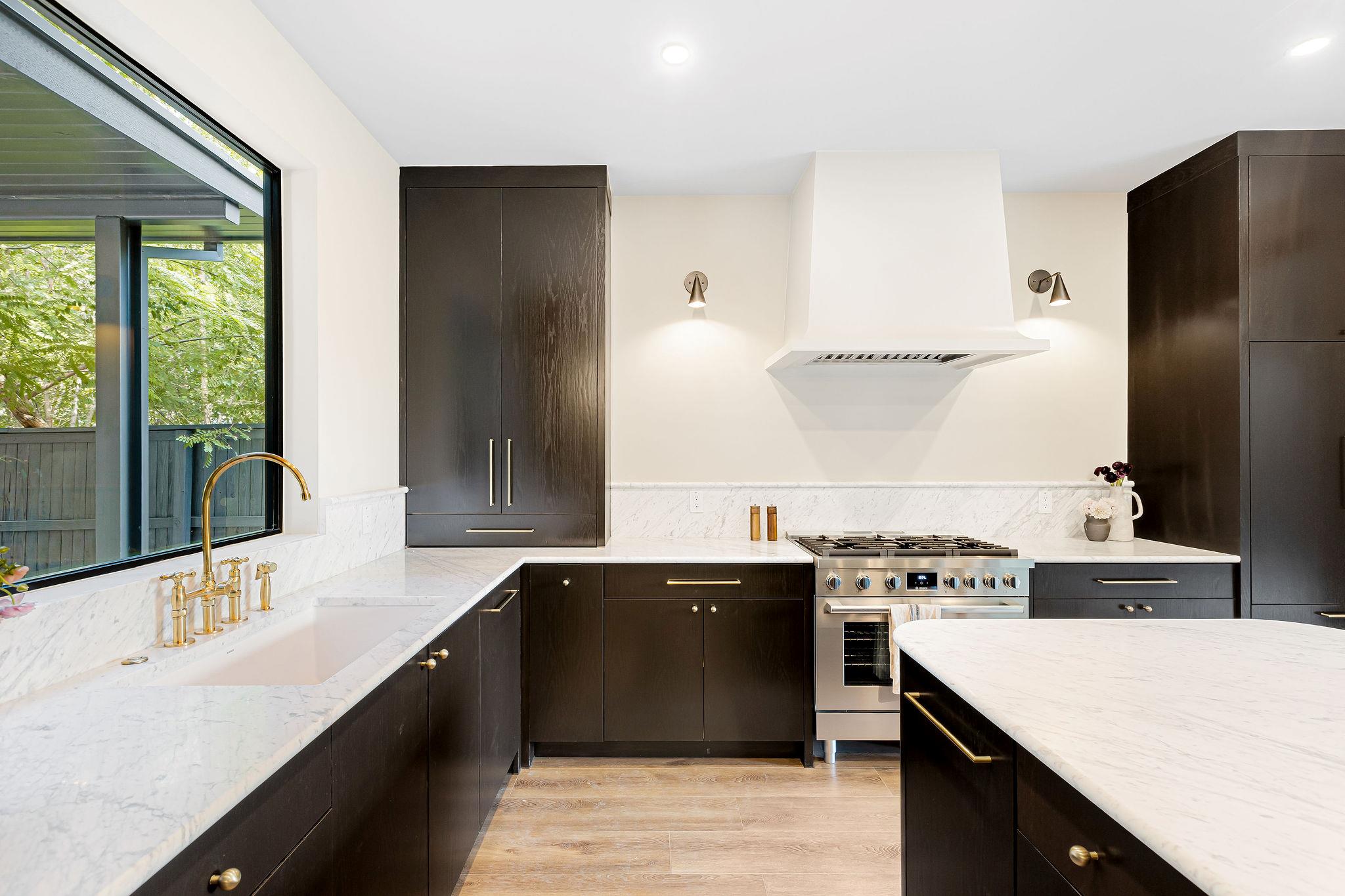 Image 7 of 40 For 4412 Banister Ln 1