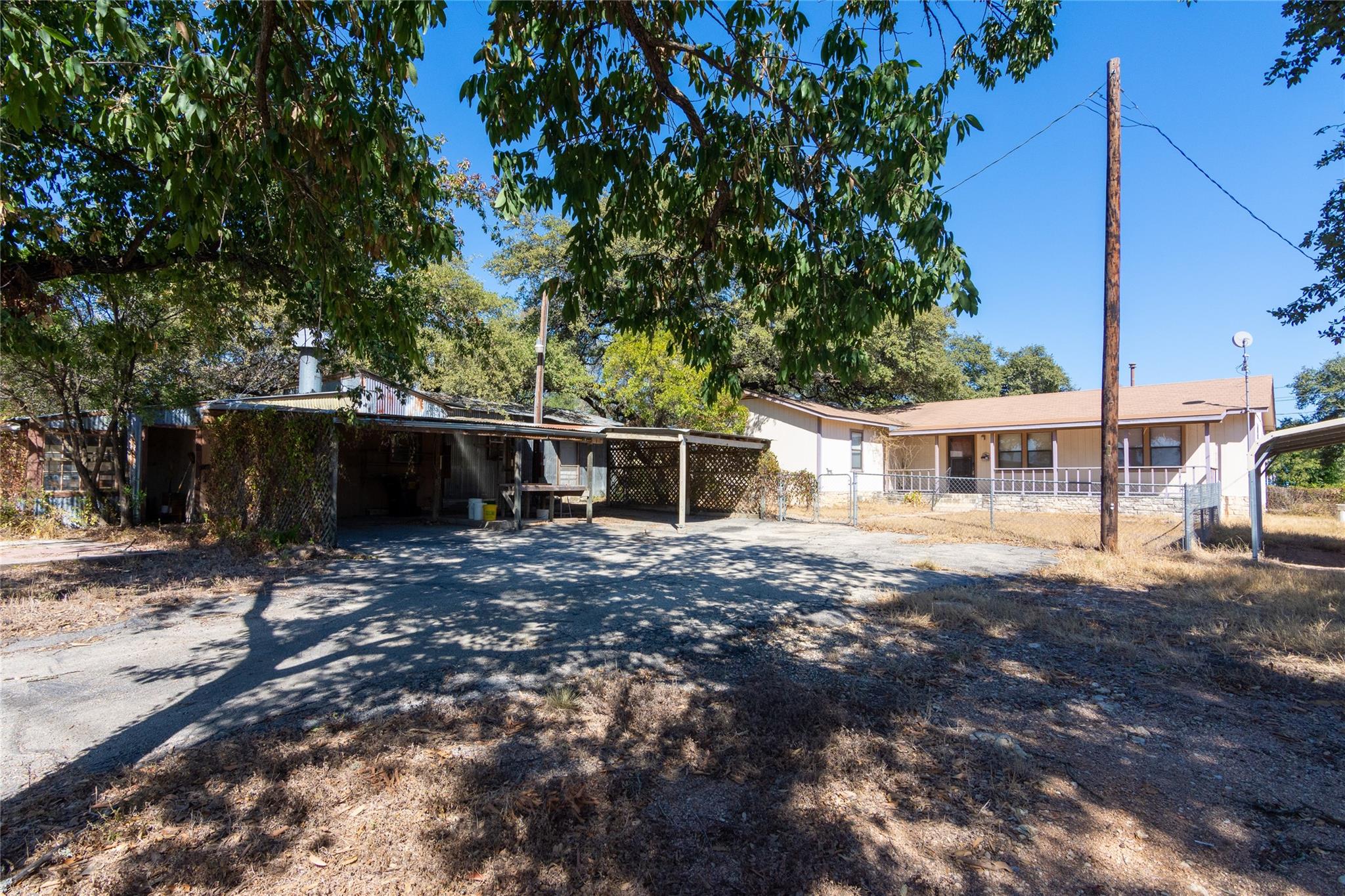 Image 21 of 29 For 8504 Highway 290 Highway W