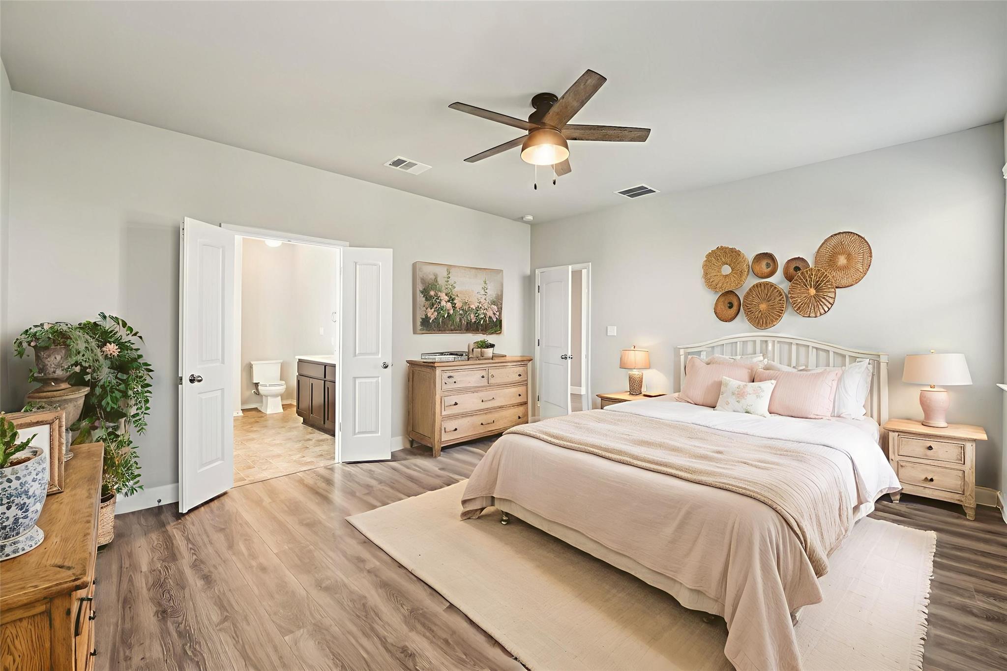 Image 14 of 31 For 210 Dowdy Cv