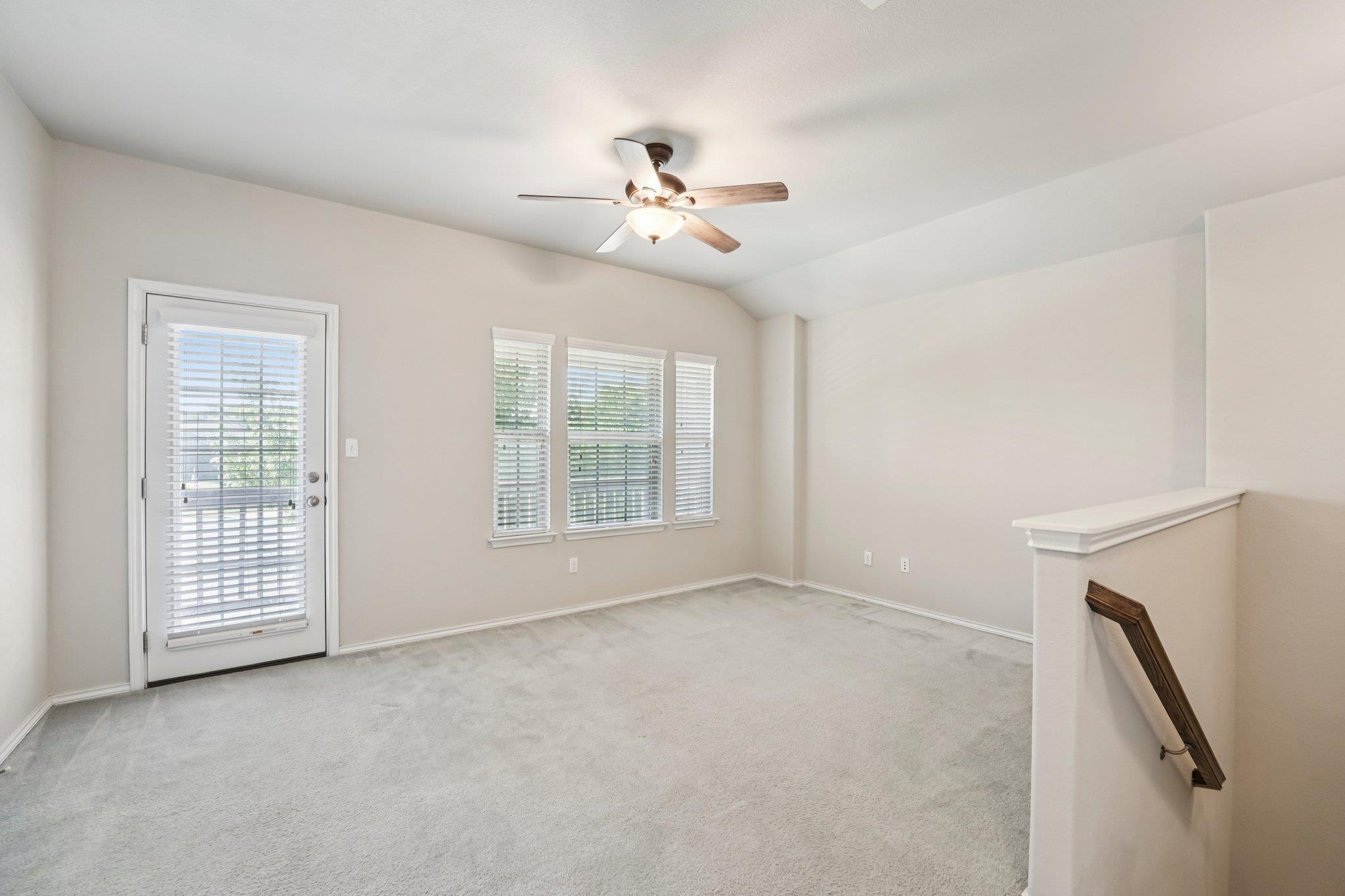 Image 18 of 31 For 210 Dowdy Cv