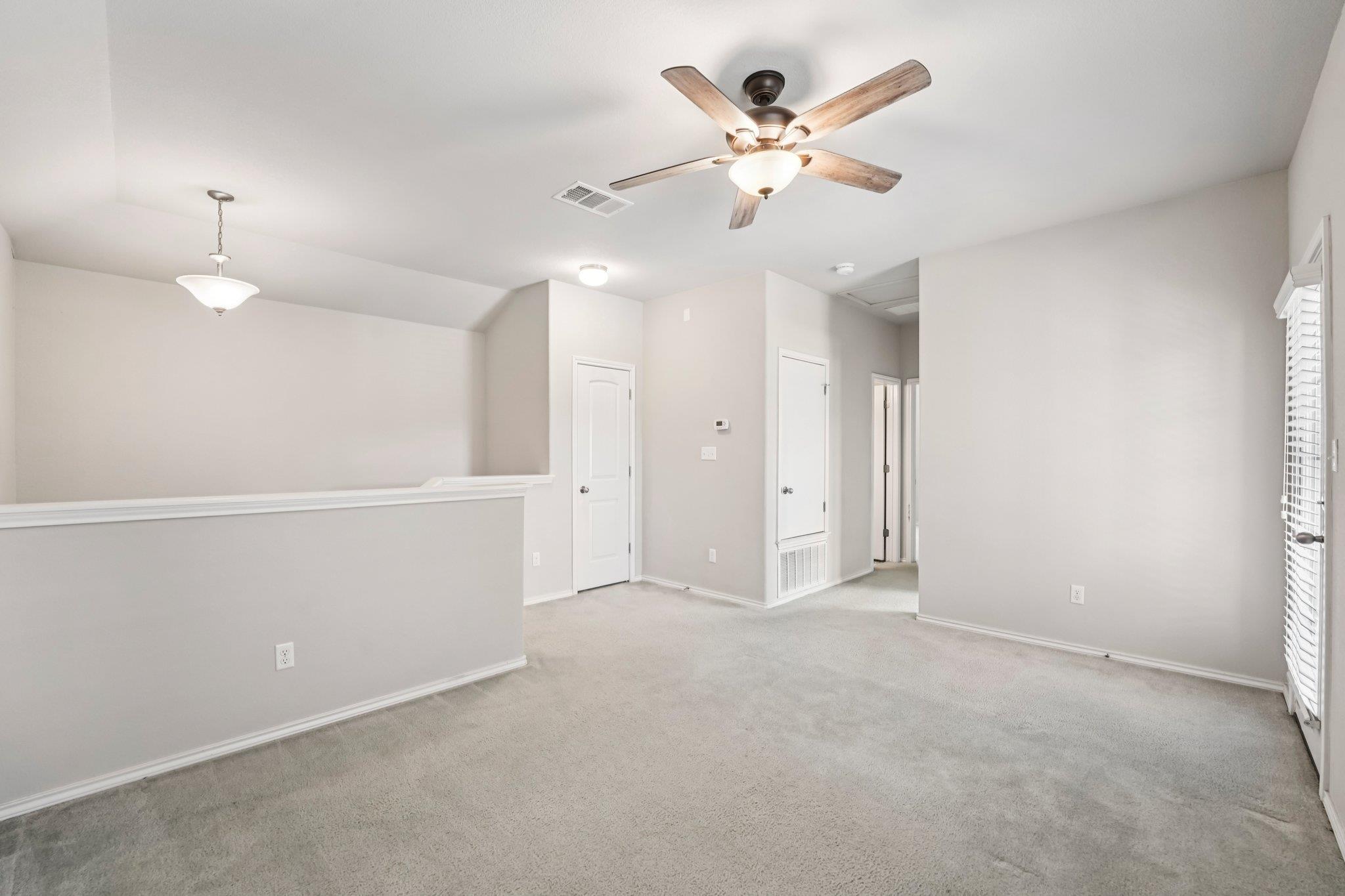 Image 19 of 31 For 210 Dowdy Cv