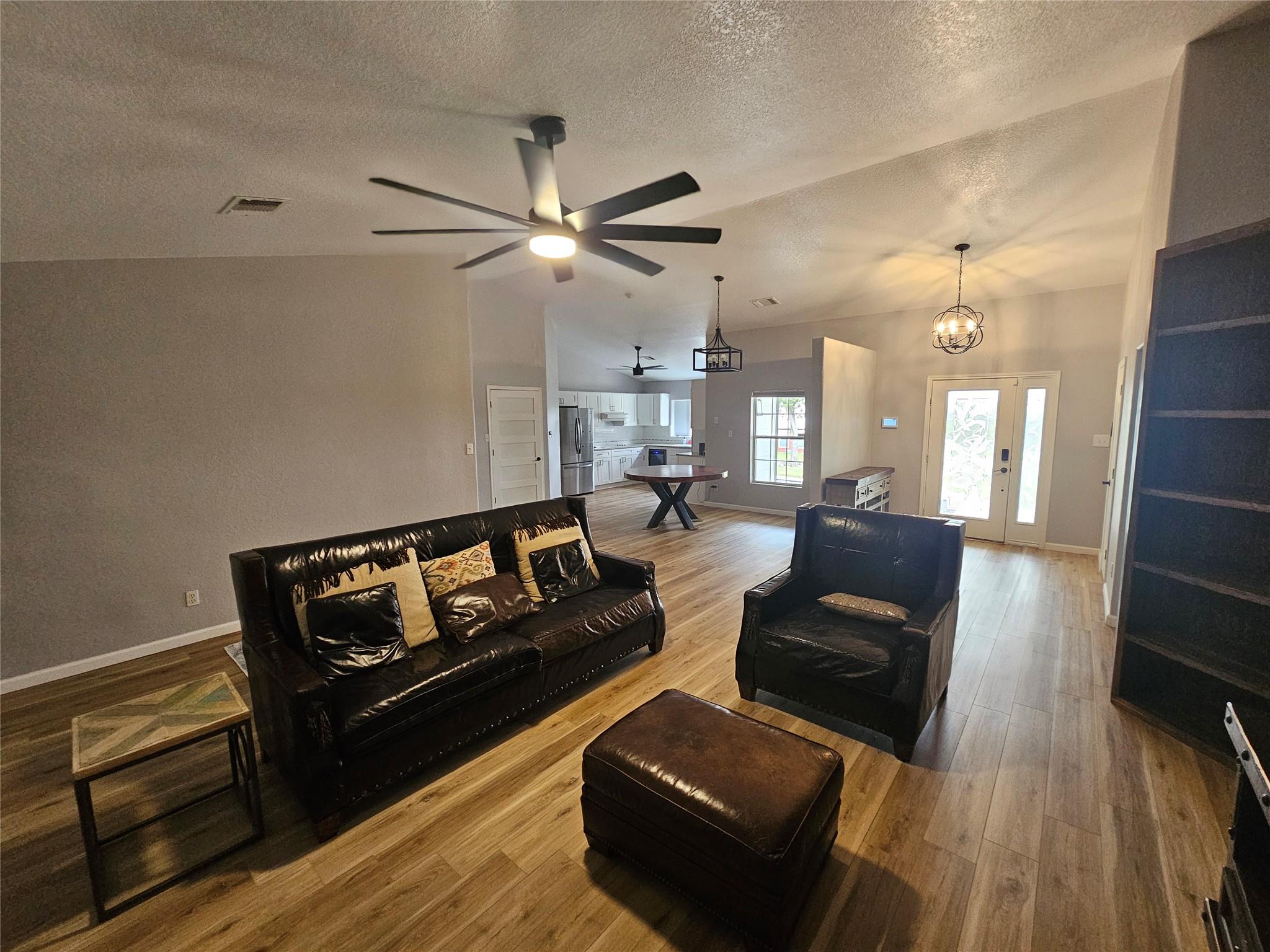 Image 14 of 29 For 1265 Bob White Dr