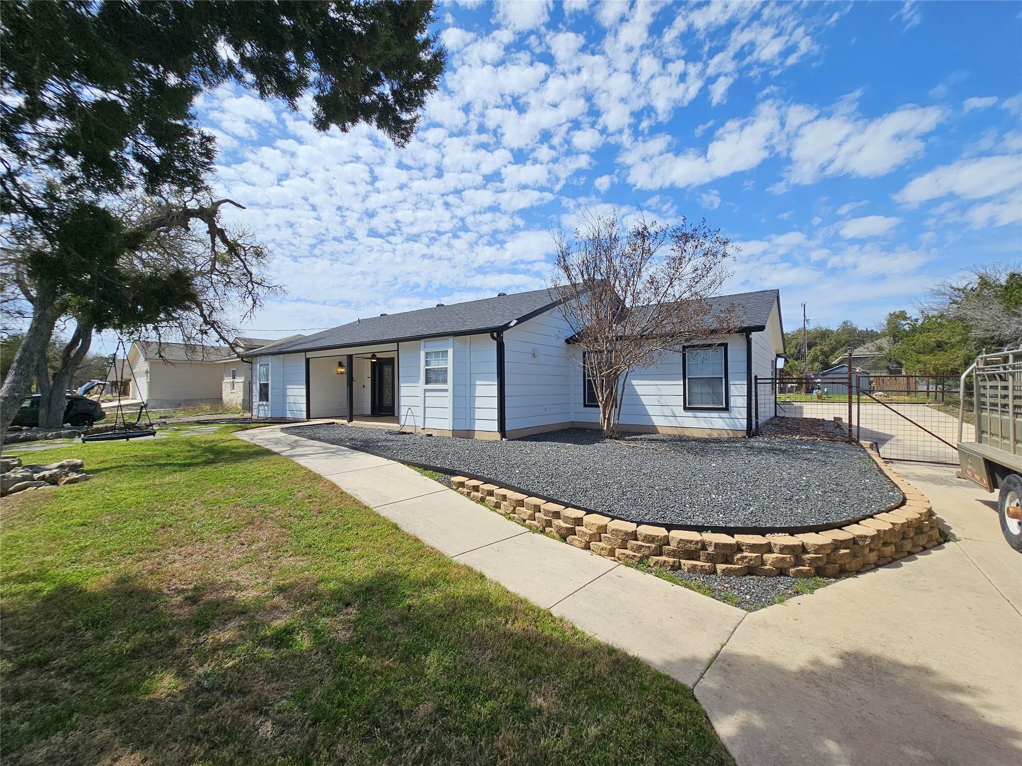 Image 2 of 29 For 1265 Bob White Dr