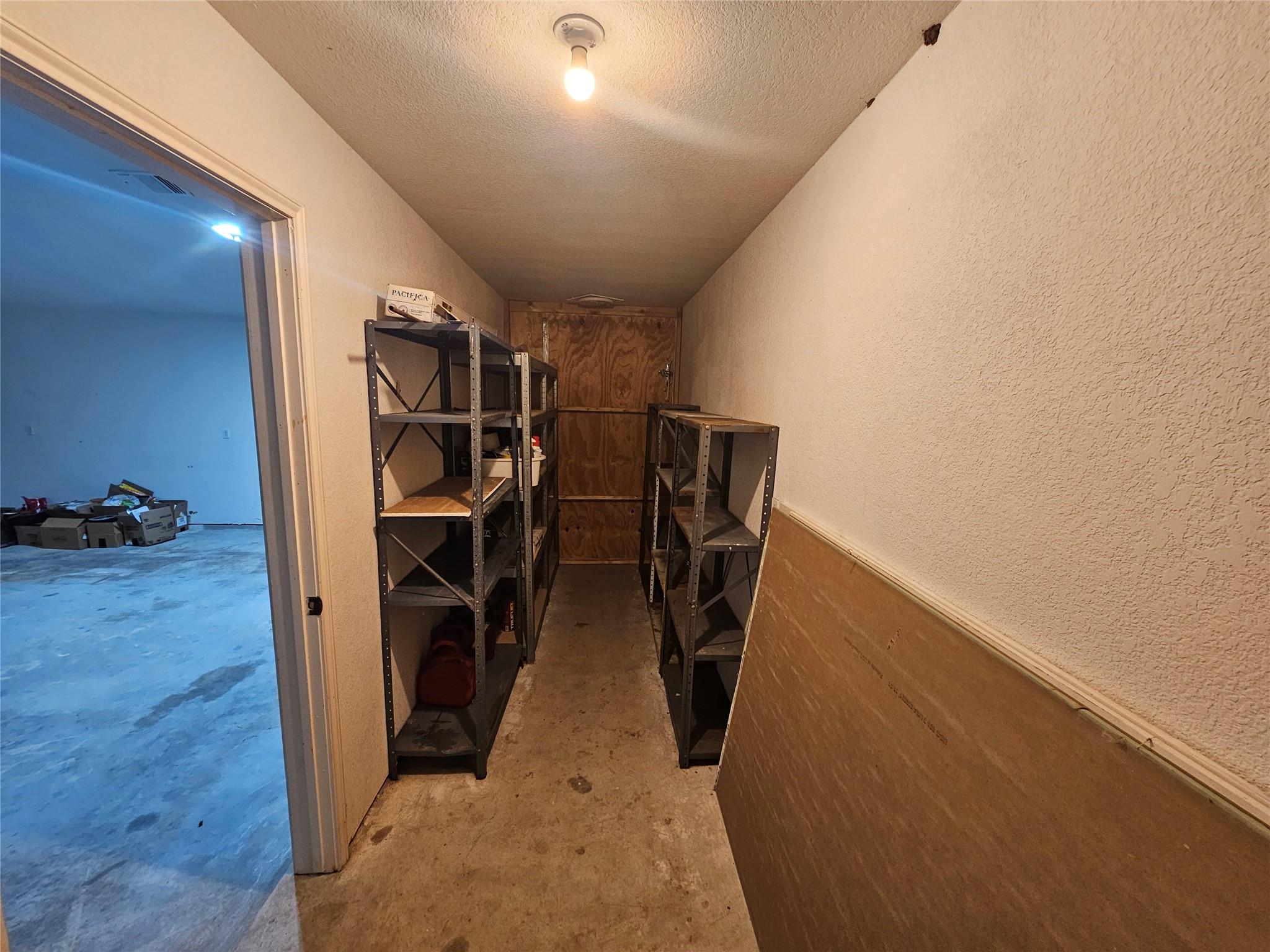Image 21 of 29 For 1265 Bob White Dr