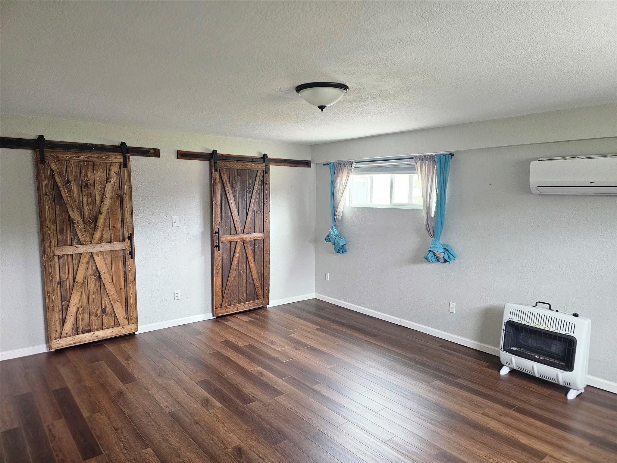 Image 6 of 29 For 1265 Bob White Dr