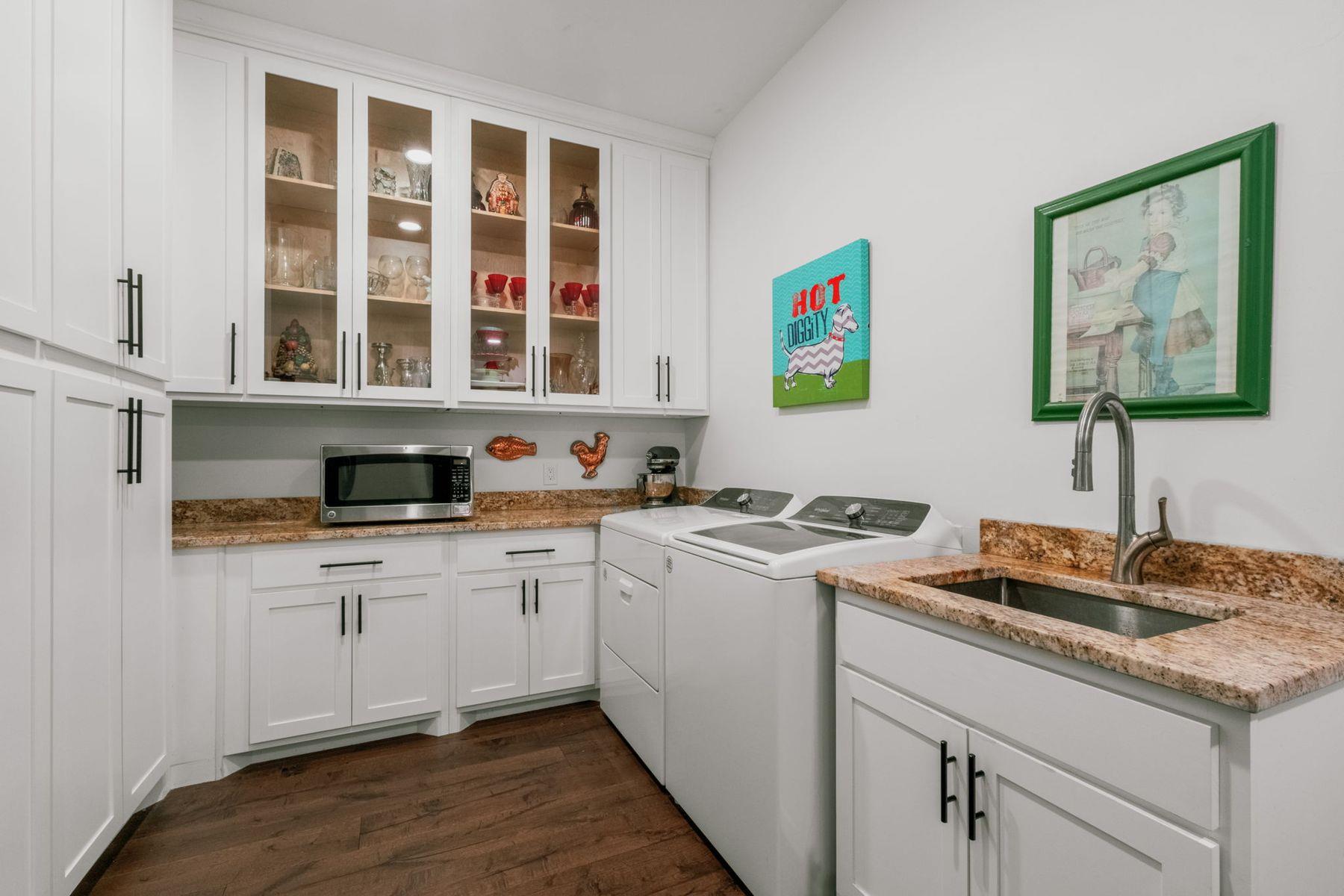 Image 14 of 40 For 124 Hoskins Trail Trl