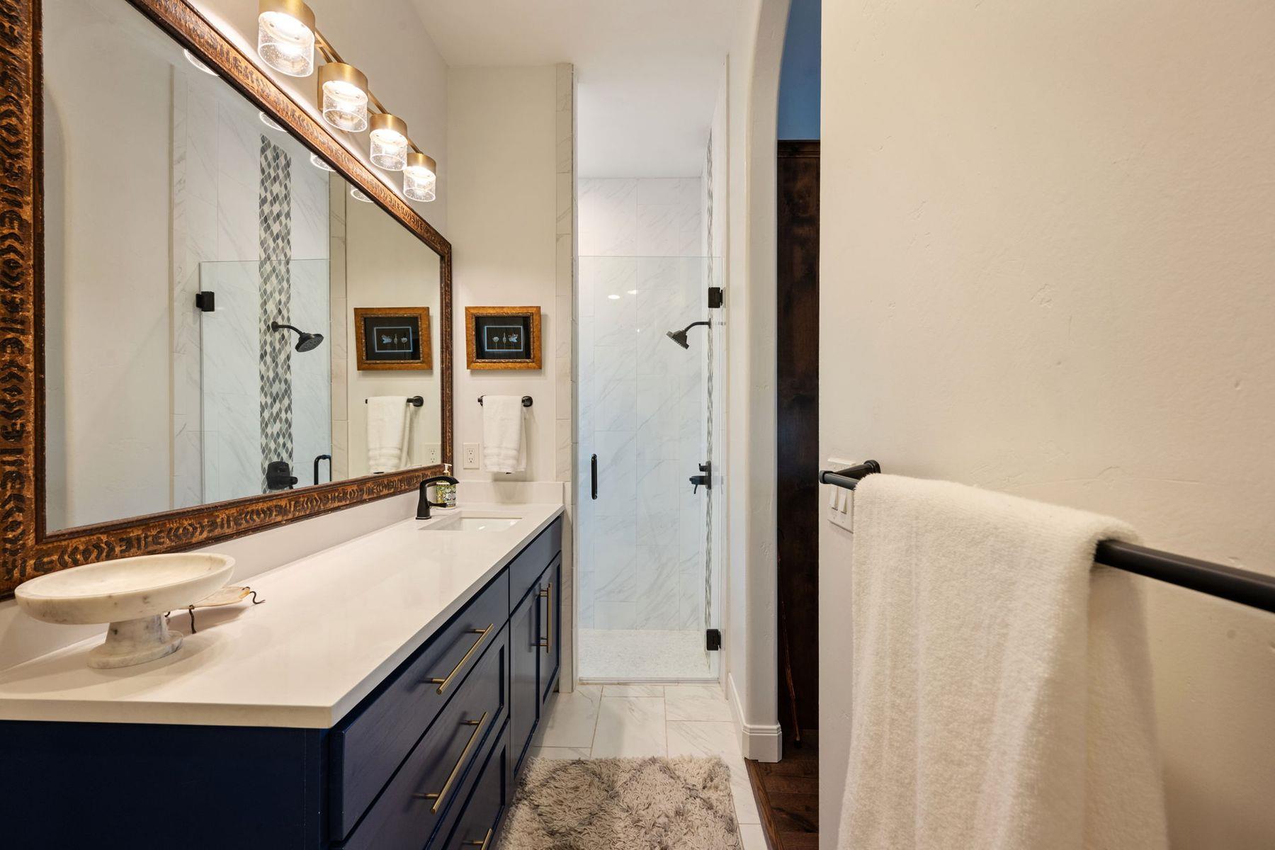 Image 19 of 40 For 124 Hoskins Trail Trl