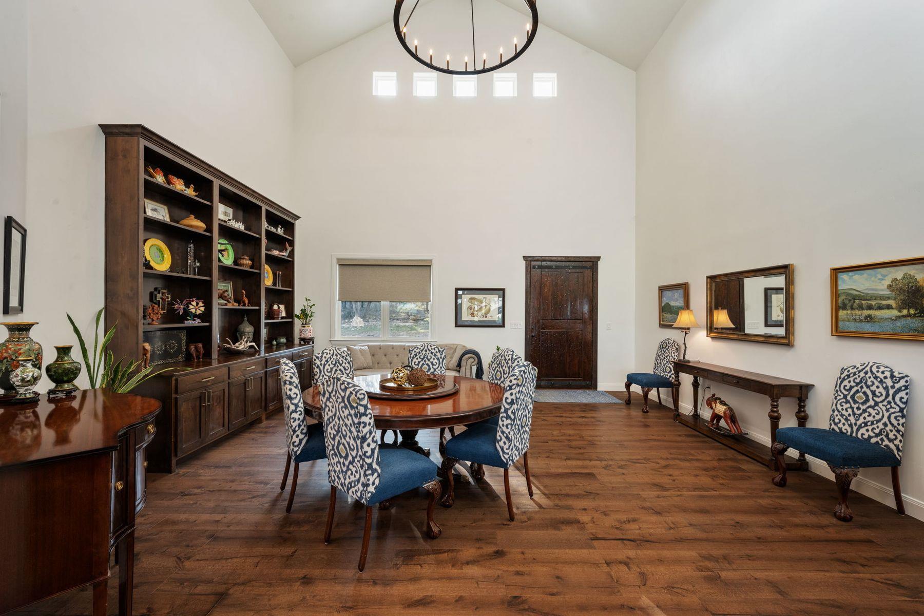 Image 6 of 40 For 124 Hoskins Trail Trl