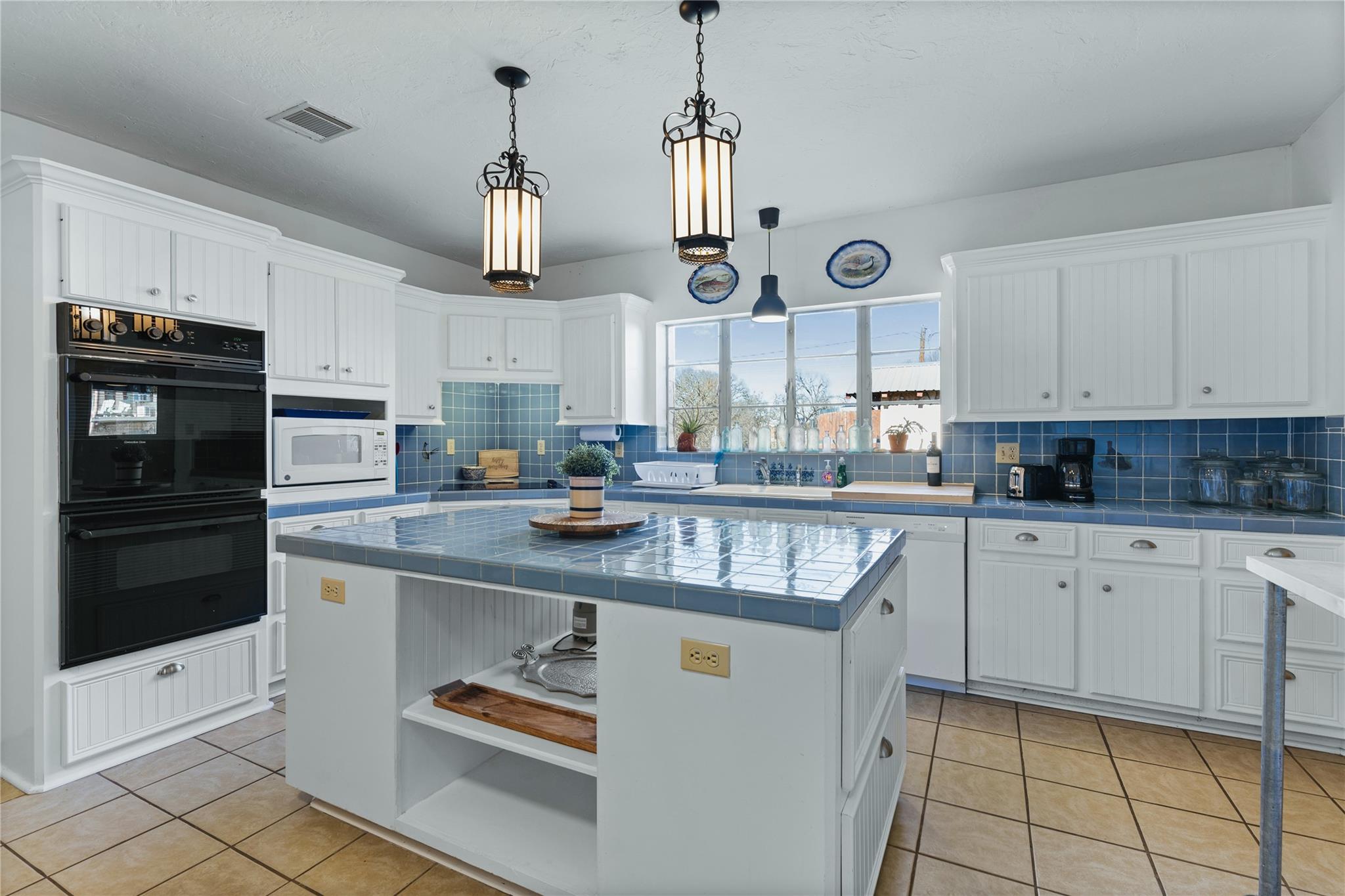 Image 12 of 25 For 5322 State Hwy 16 N