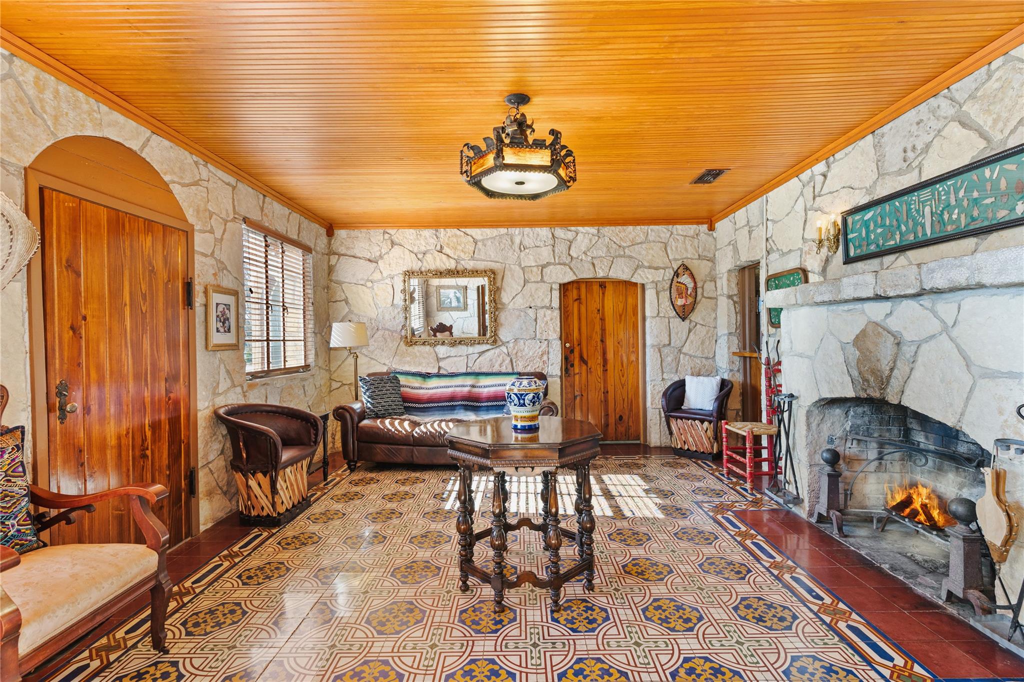 Image 3 of 25 For 5322 State Hwy 16 N