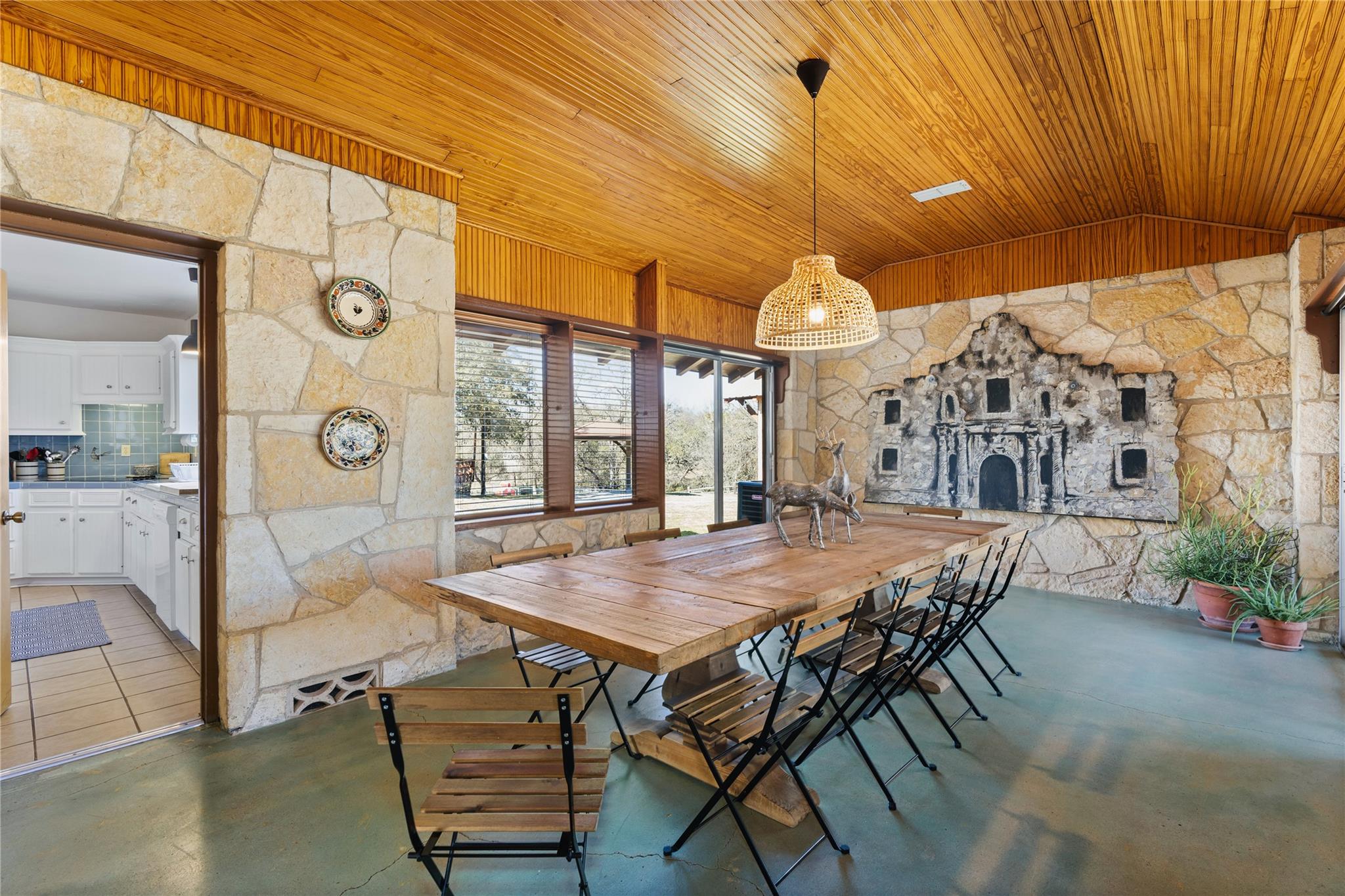 Image 5 of 25 For 5322 State Hwy 16 N