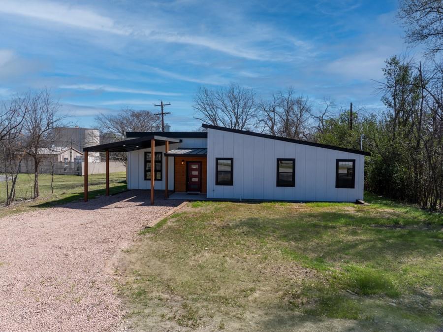 Image 3 of 36 For 204 Avenue J