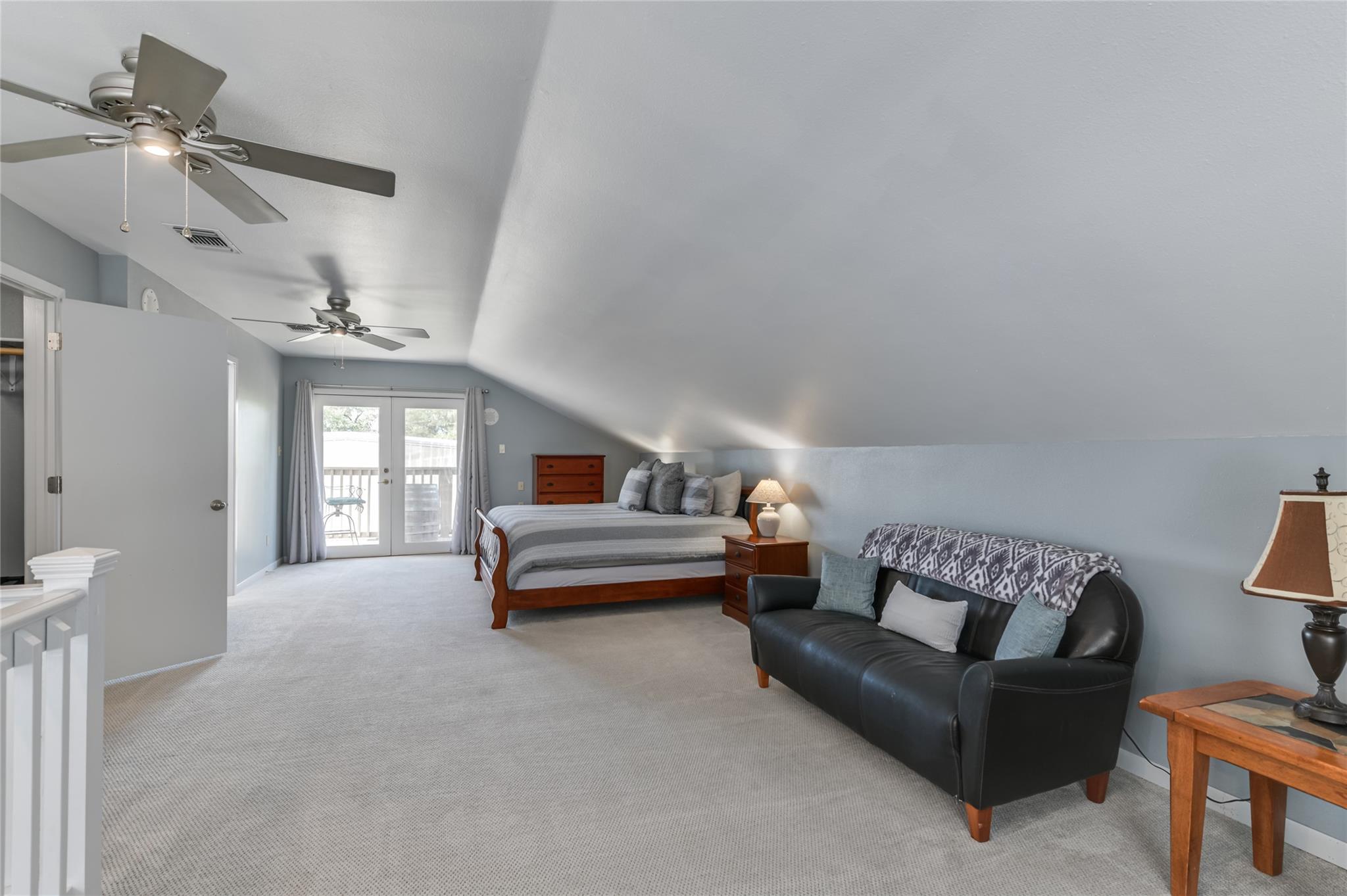 Image 26 of 40 For 683 Ranch Road 1320