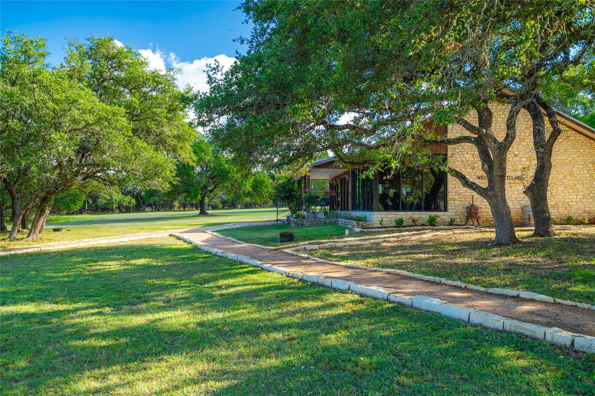 Image 3 of 40 For 683 Ranch Road 1320