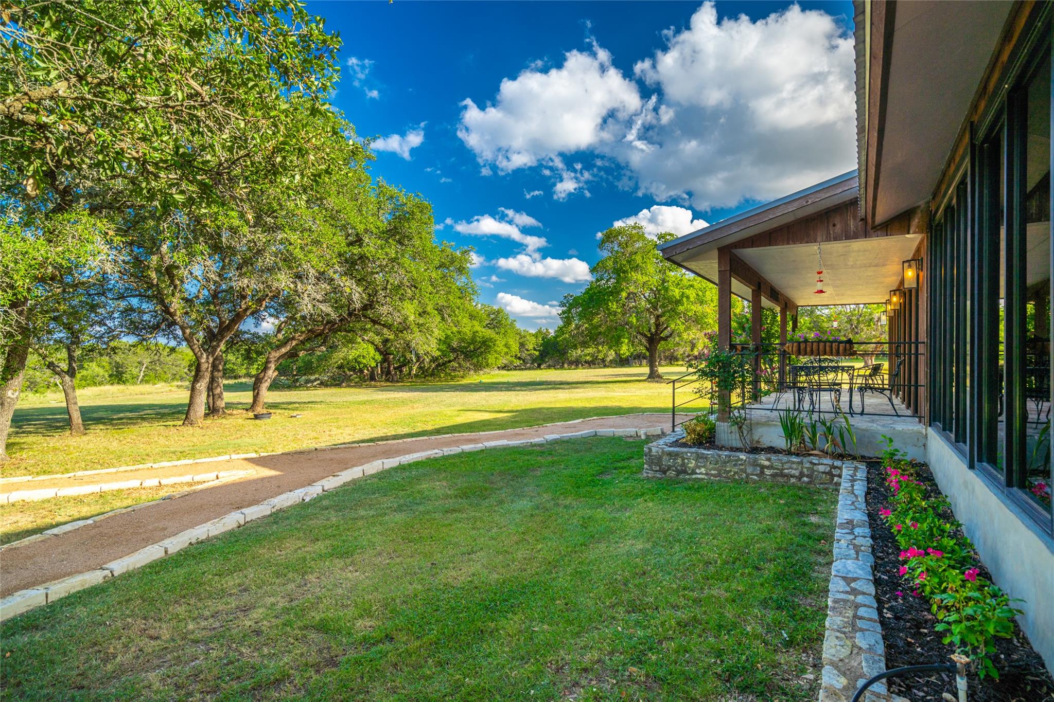 Image 4 of 40 For 683 Ranch Road 1320