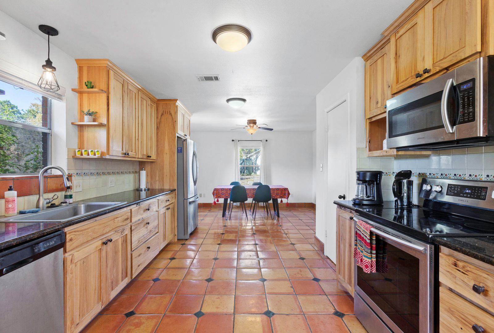 Image 10 of 33 For 197 Little River Ln