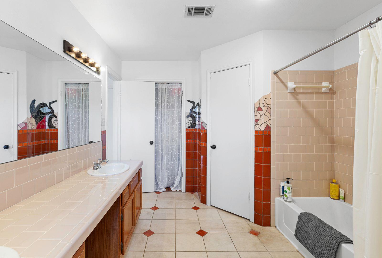 Image 13 of 33 For 197 Little River Ln