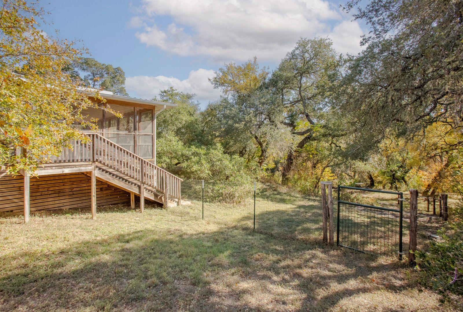 Image 22 of 33 For 197 Little River Ln