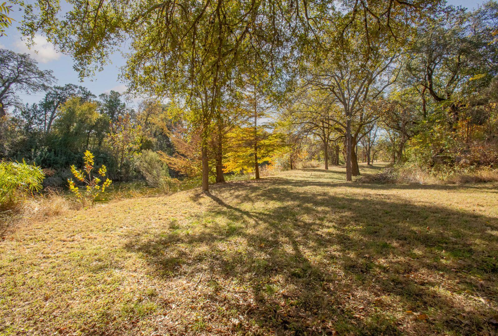 Image 24 of 33 For 197 Little River Ln