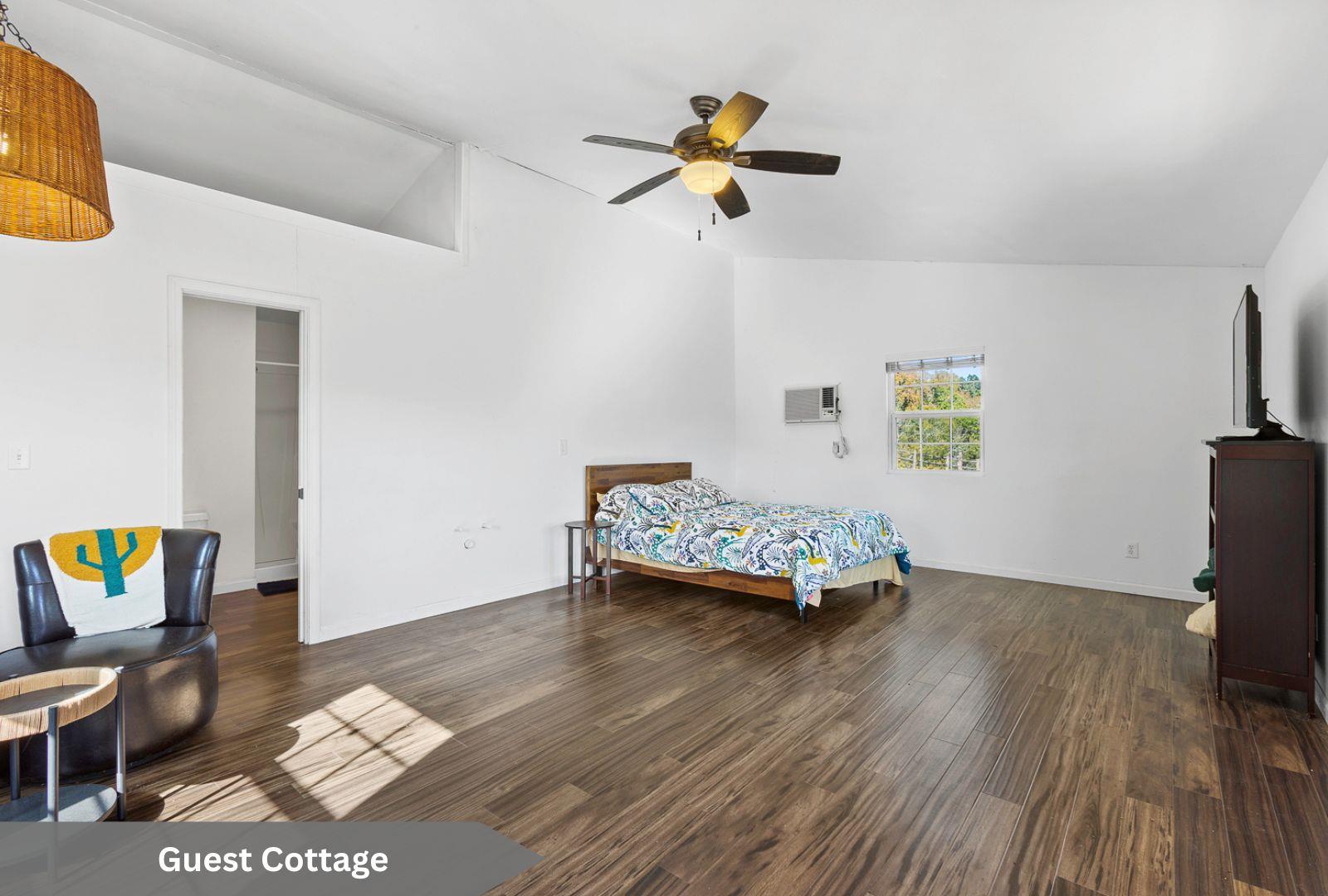 Image 26 of 33 For 197 Little River Ln