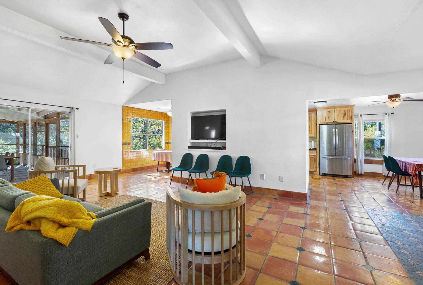 Image 8 of 33 For 197 Little River Ln