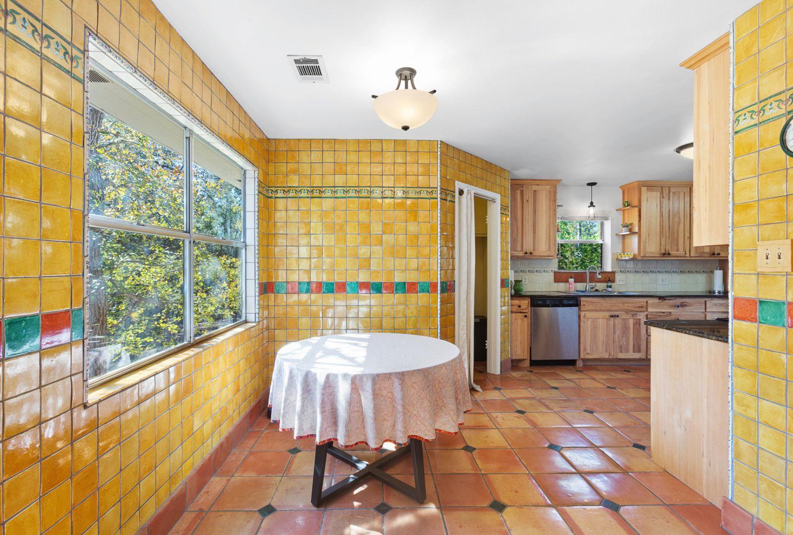 Image 9 of 33 For 197 Little River Ln