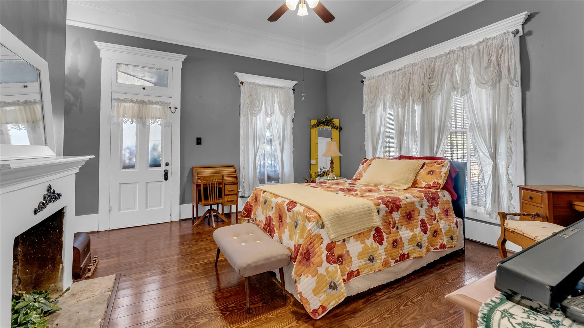 Image 15 of 34 For 309 Boundary St