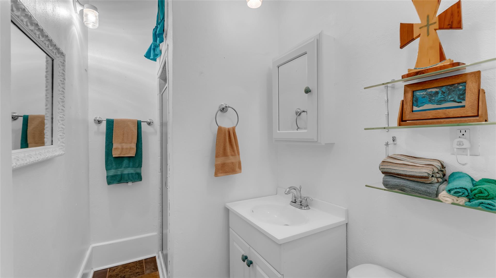 Image 19 of 34 For 309 Boundary St